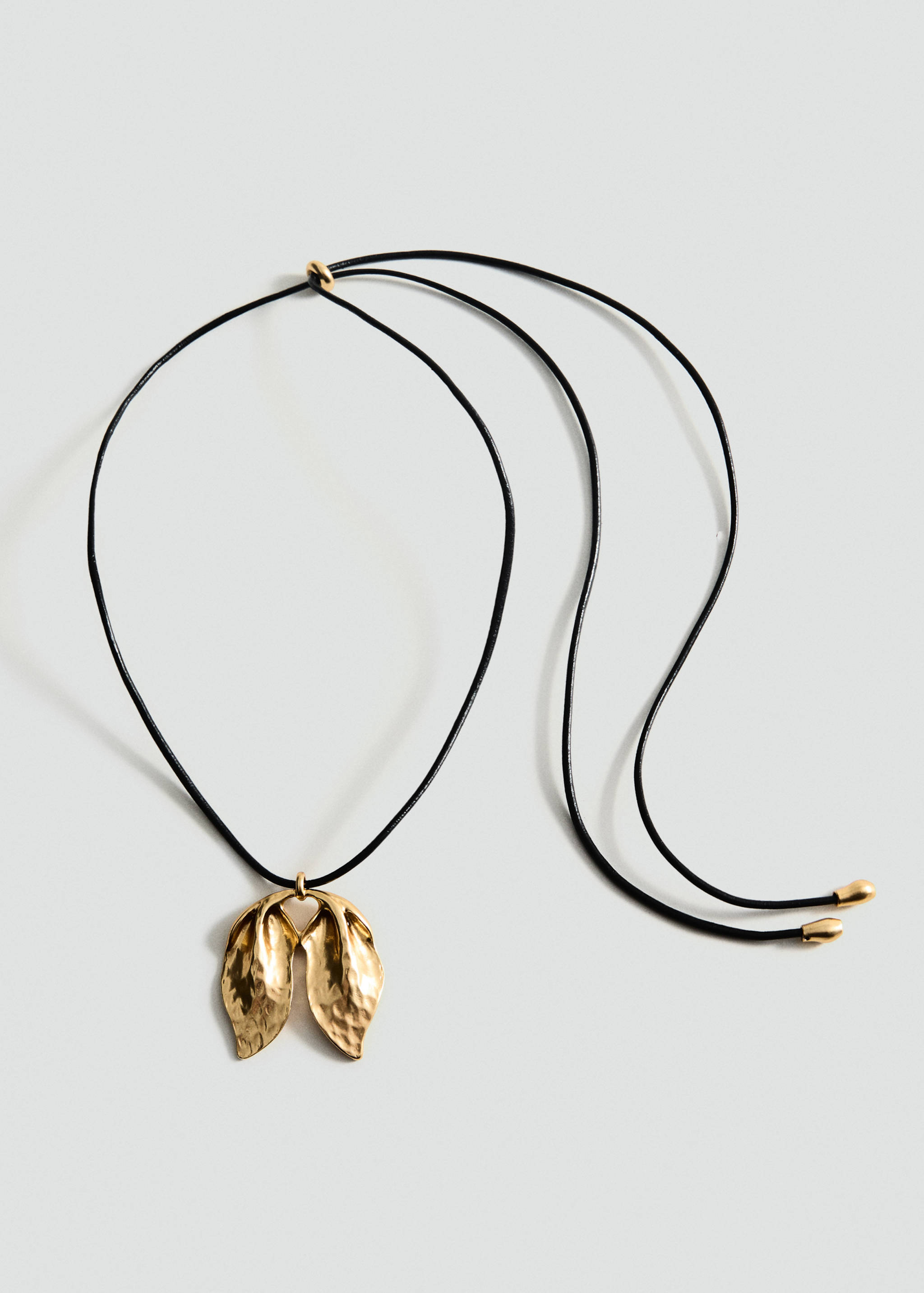 Textured-leaves pendant necklace - Article without model