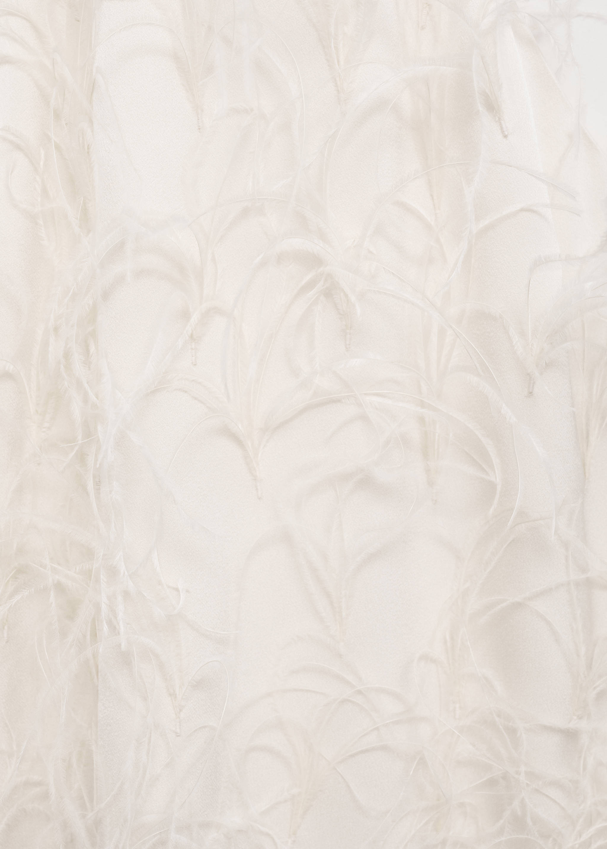 Halter dress with feather decoration - Details of the article 8