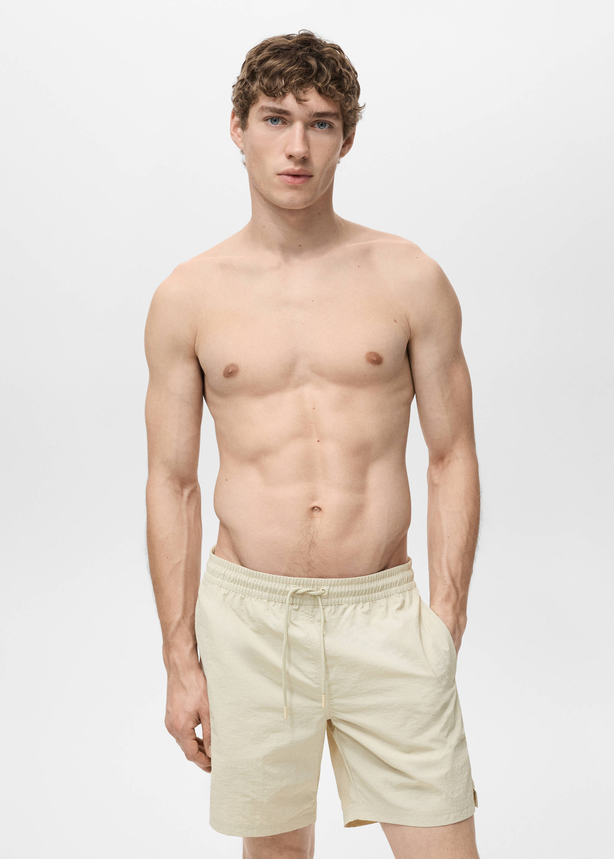 Bañador básico cordón - Plano medio