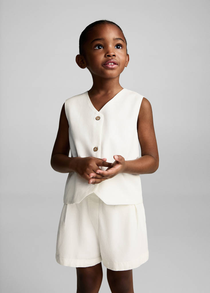 Linen shorts — White