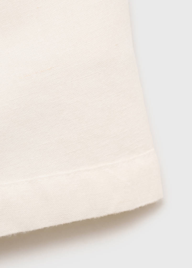 Linen shorts — White