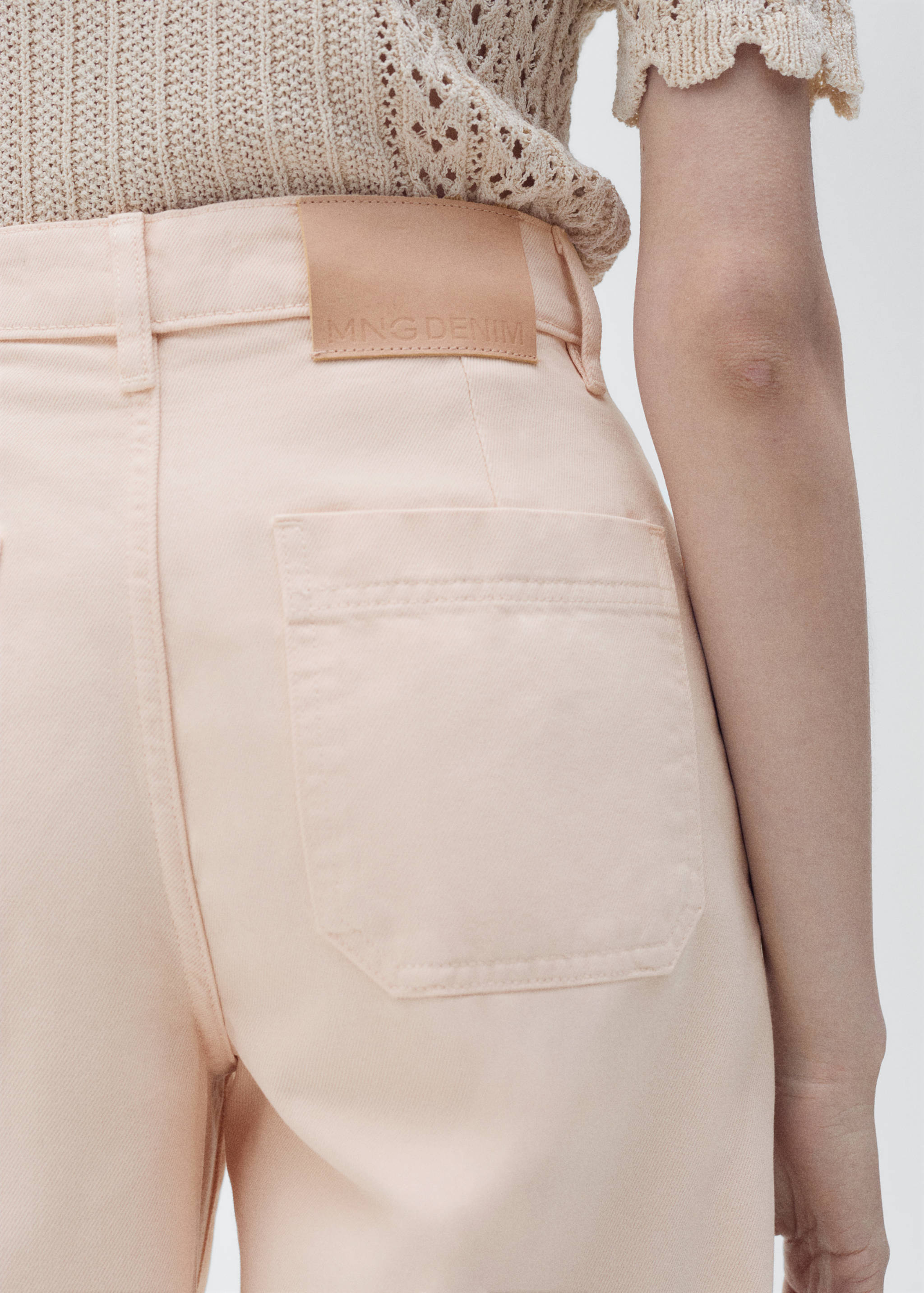 Weit geschnittene High-Waist-Jeans - Detail des Artikels 6