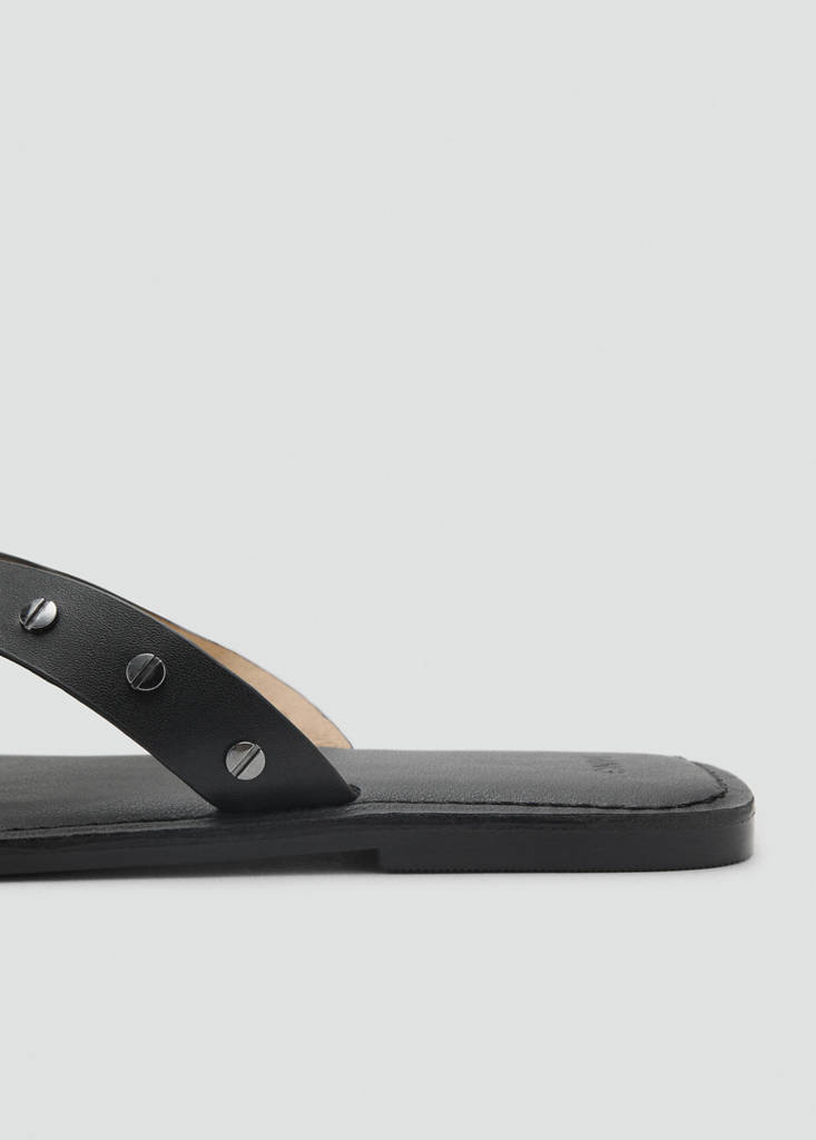 Studded leather sandals — Black