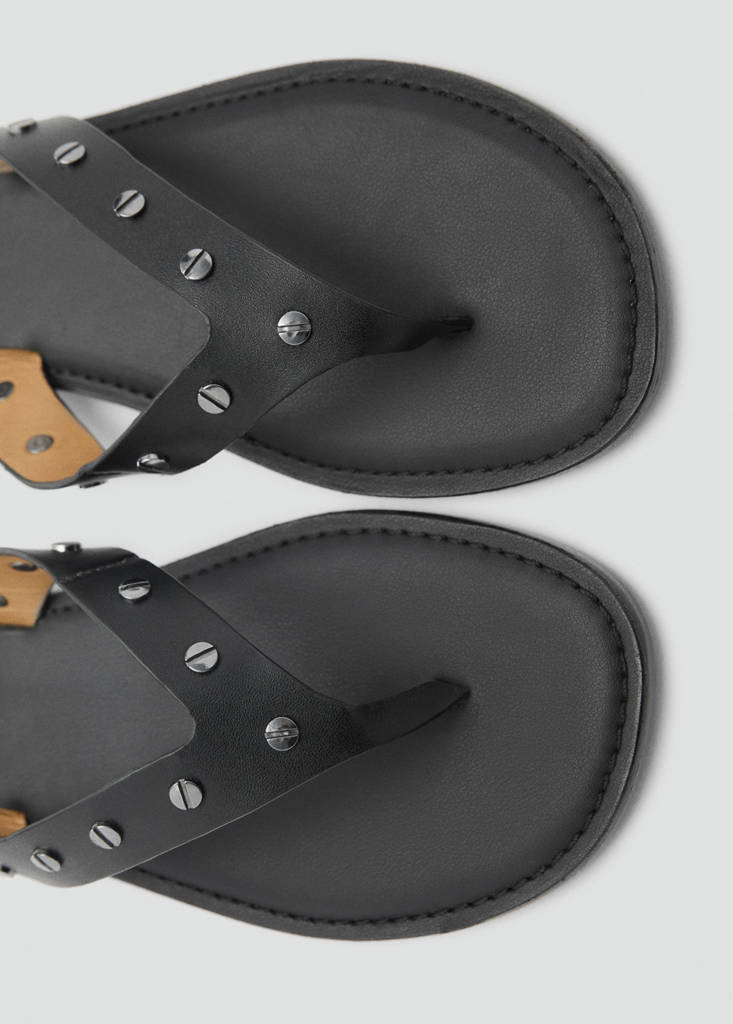 Studded leather sandals — Black