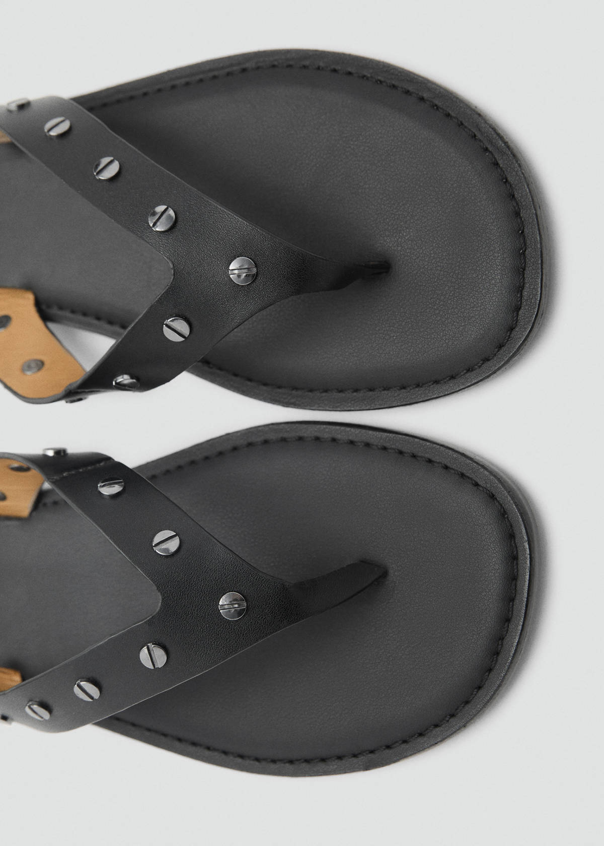 Studded leather sandals — Black