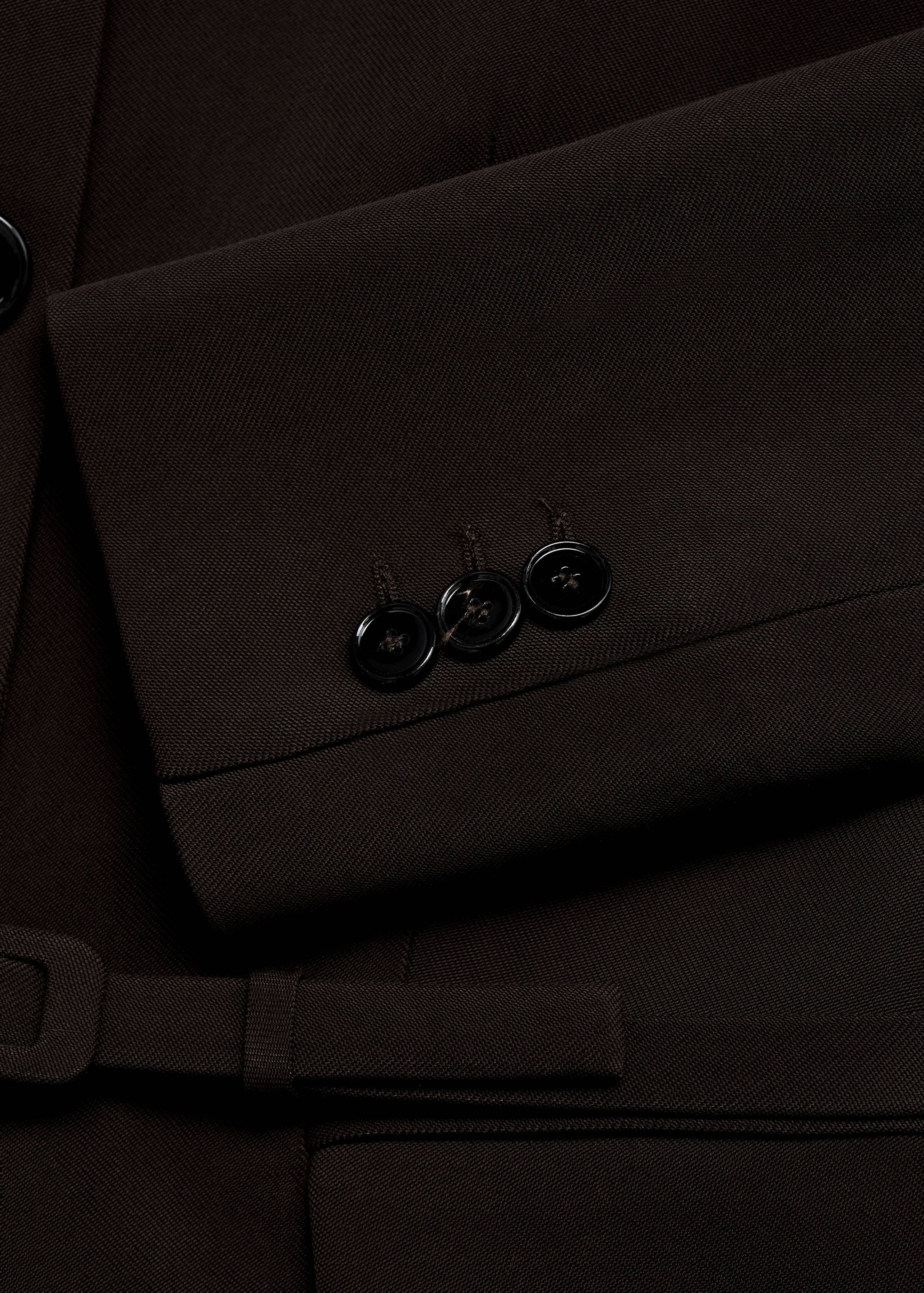 Suit jacket with belt - Details of the article 0