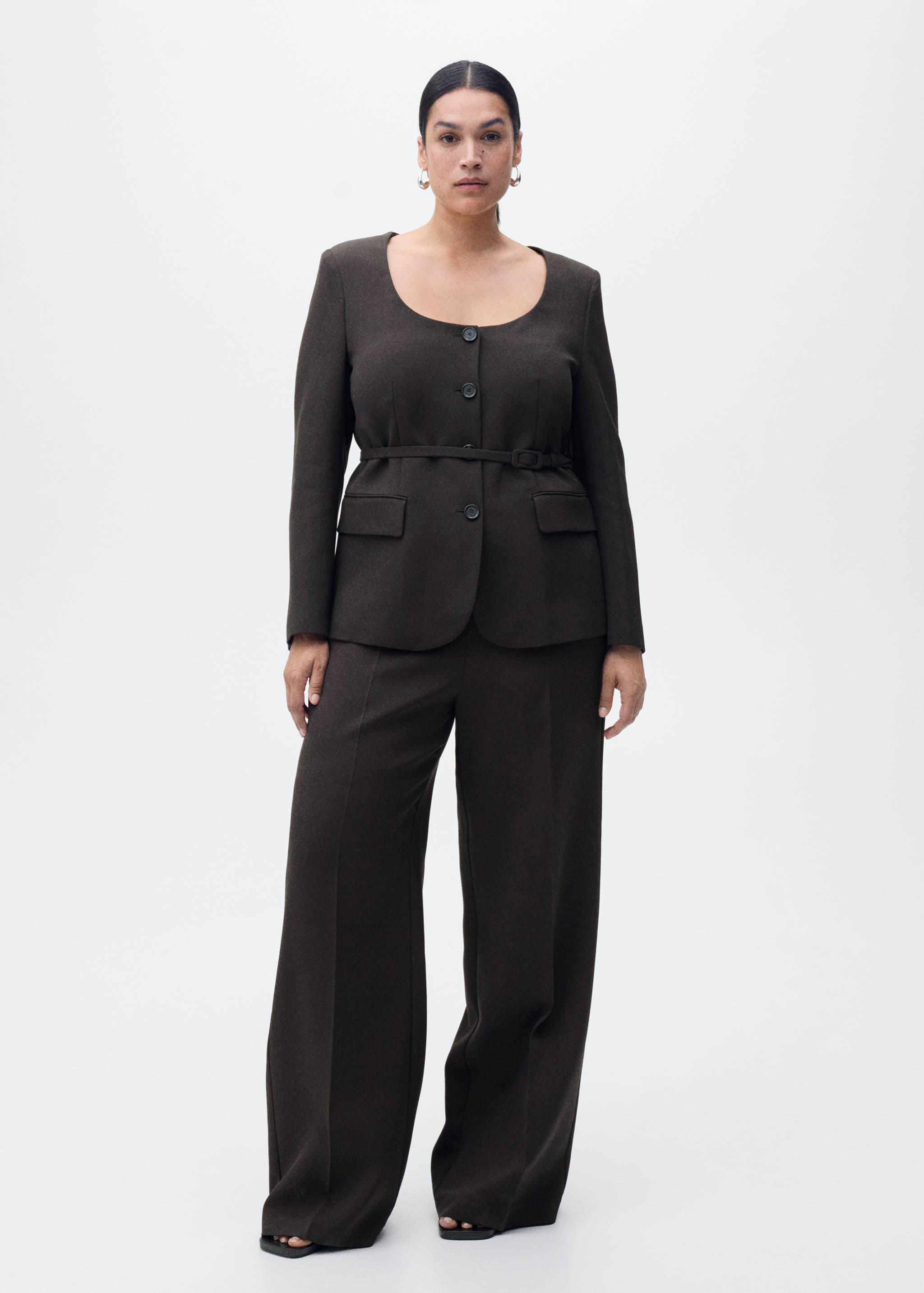 Suit jacket with belt - Details of the article 3