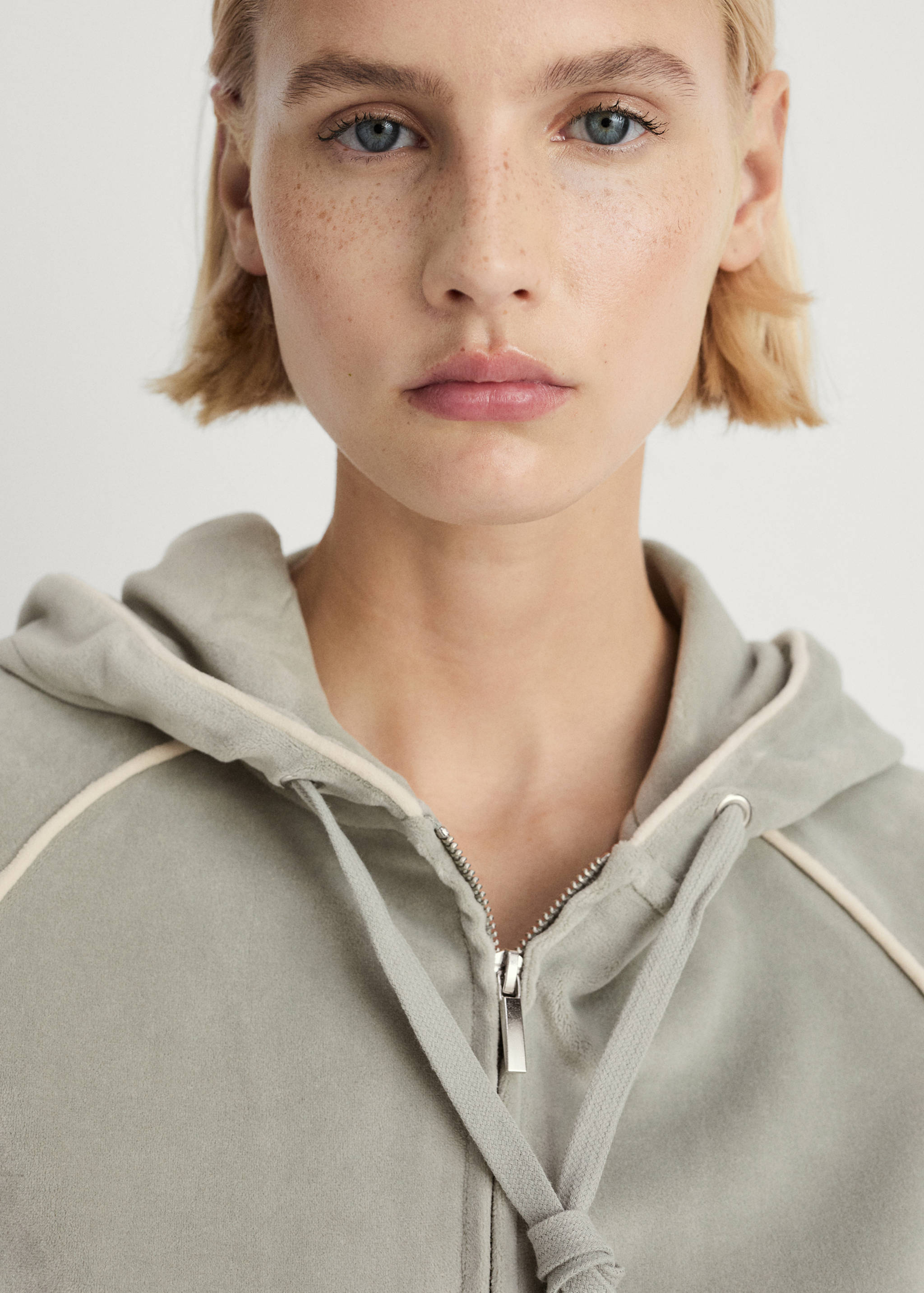 Sudadera velour tacto suave - Detalle del artículo 1