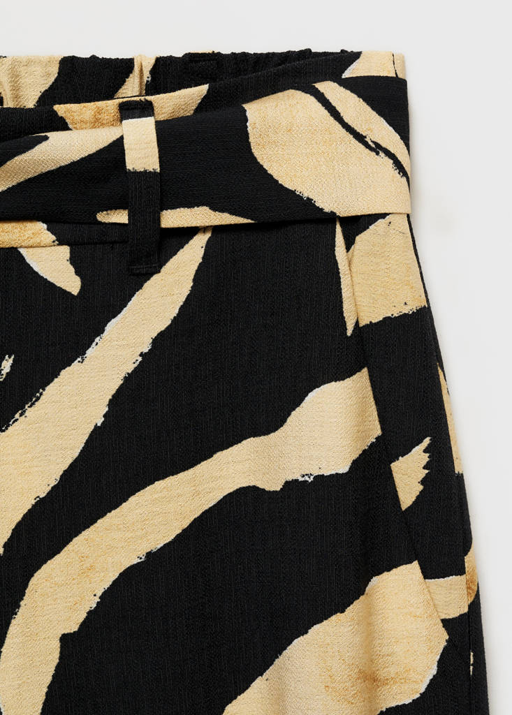 Printed straight-fit trousers with belt — Black