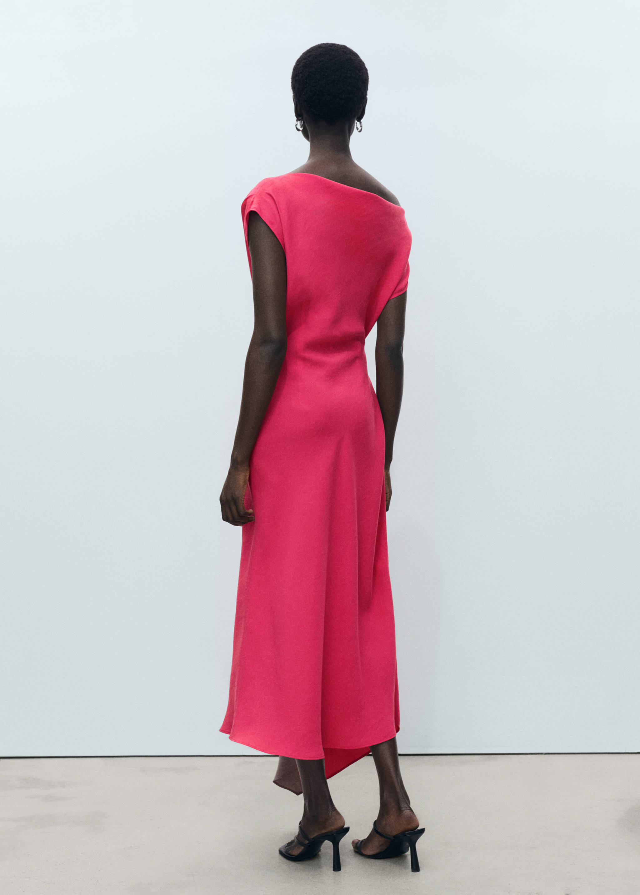 Asymmetrical modal dress - Reverse of the article