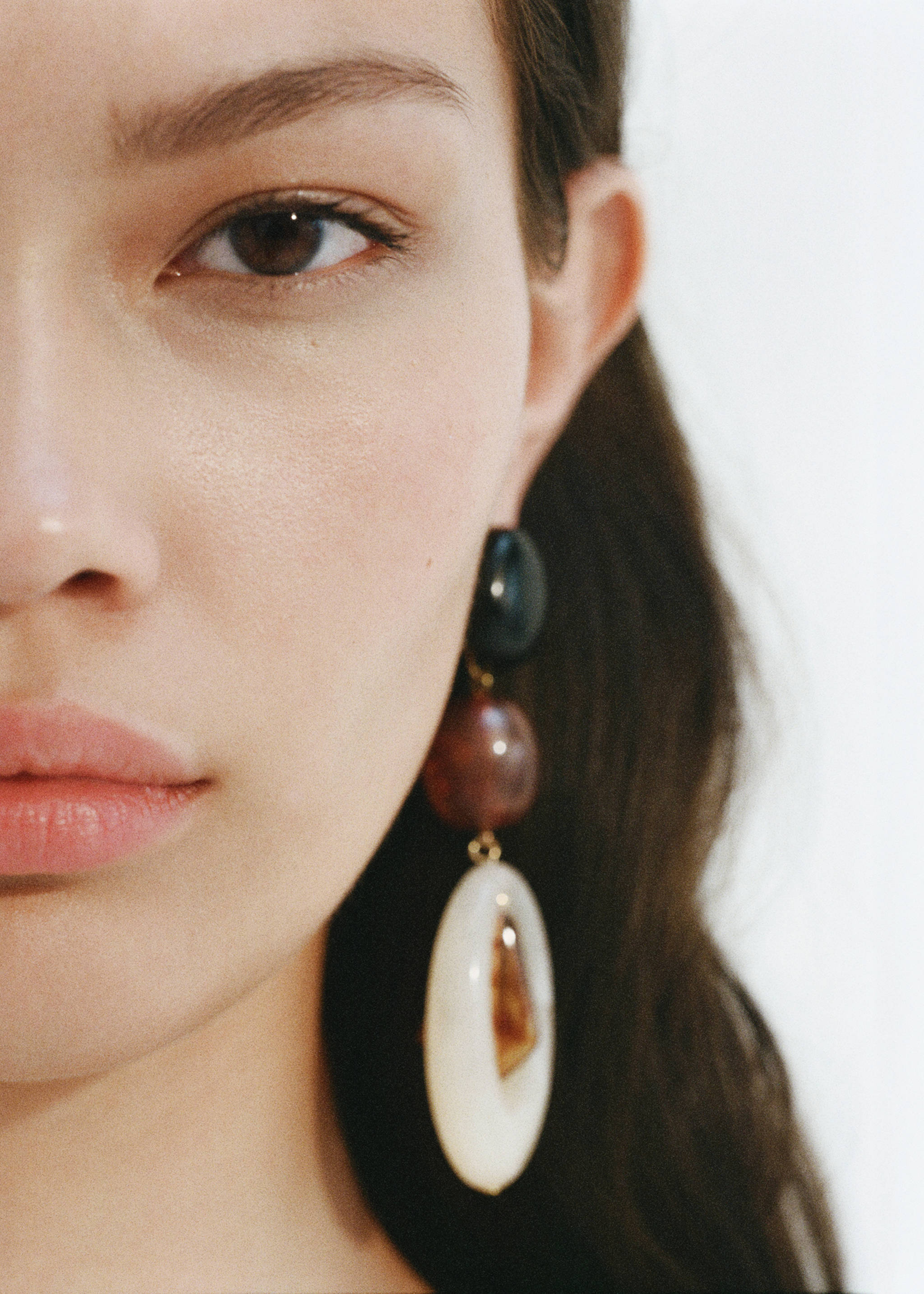 Long beaded earrings - General plane