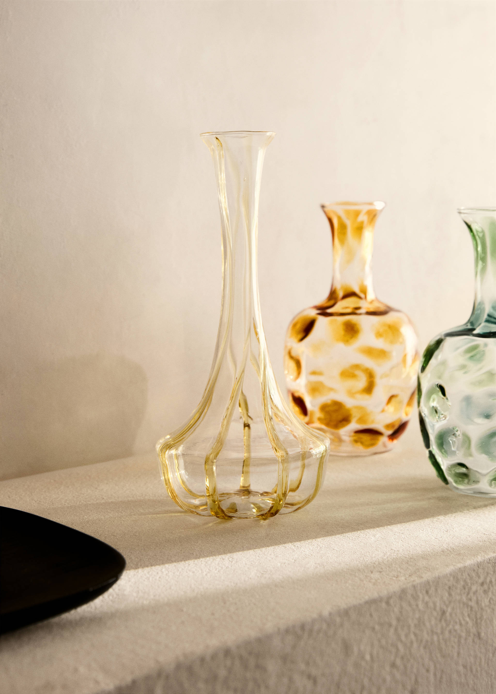 Wazon ze szkła borokrzemowego z kolorowe linie - Plan ogólny