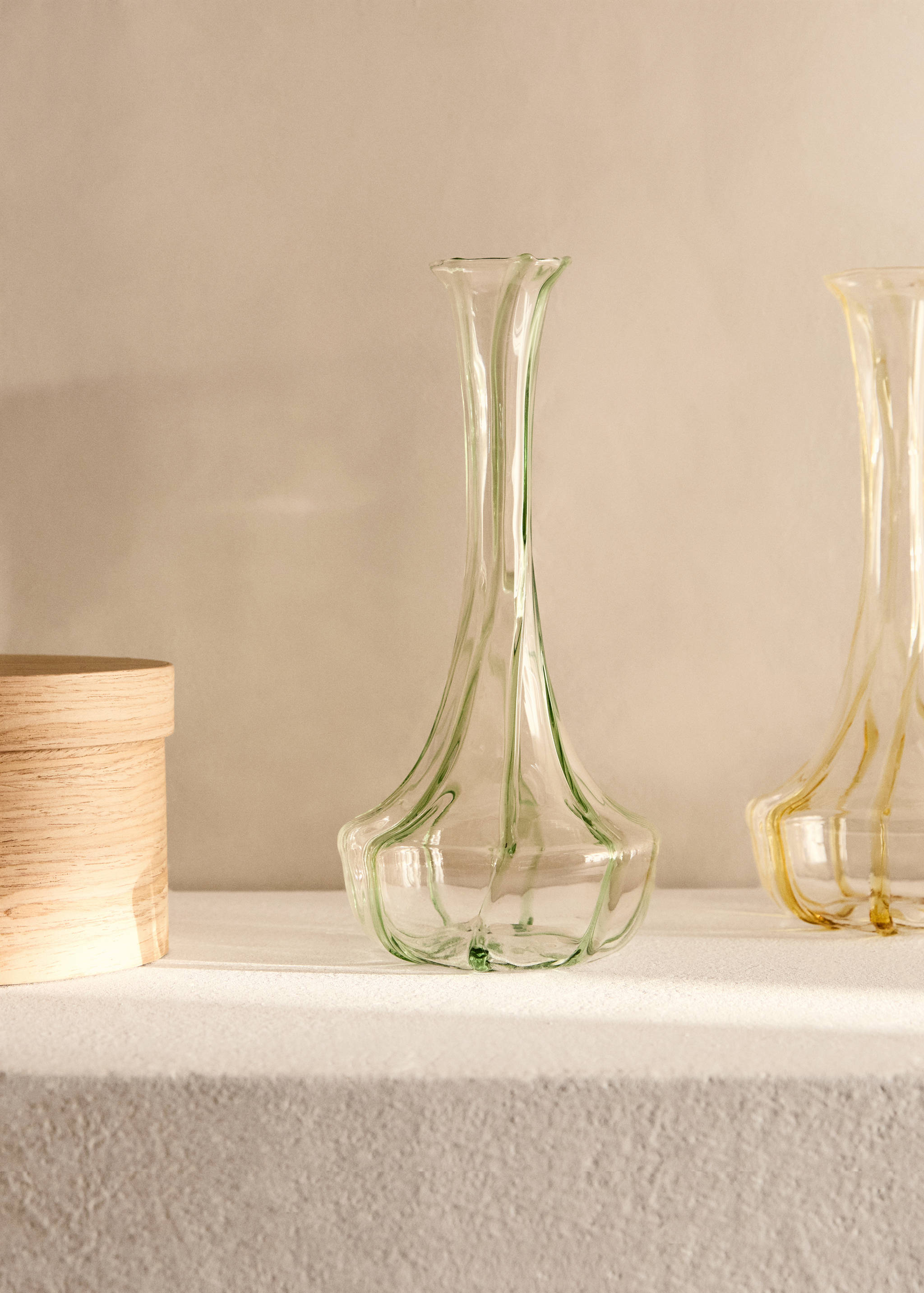 Vase en borosilicate avec lignes colorées - Plan général