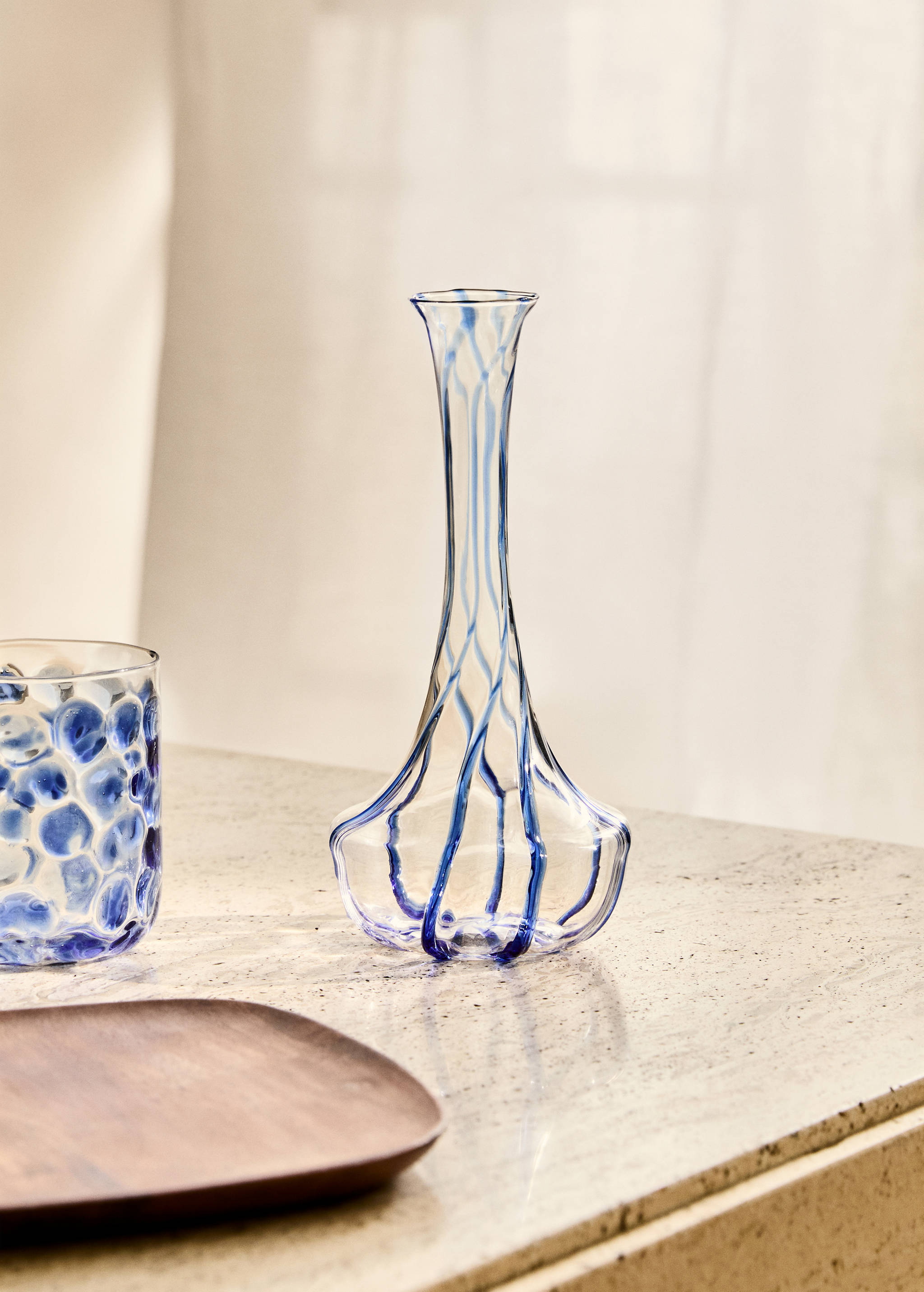 Vase en borosilicate avec lignes colorées - Plan général
