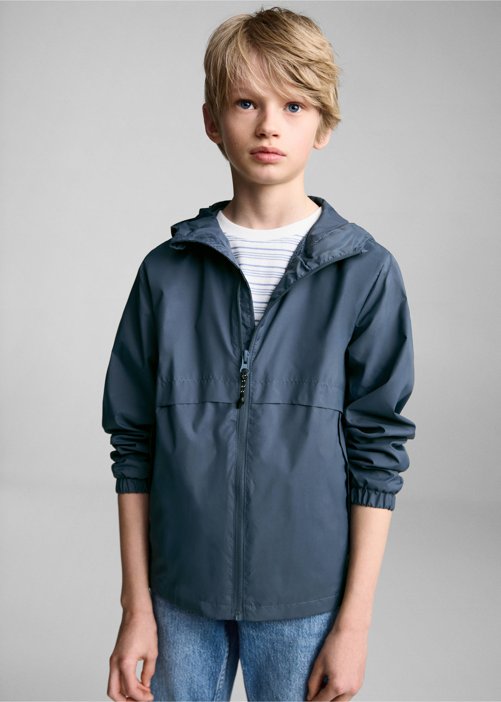 Hooded parka with pocket - Medium plane, Blue. Ref: 87028267-00.