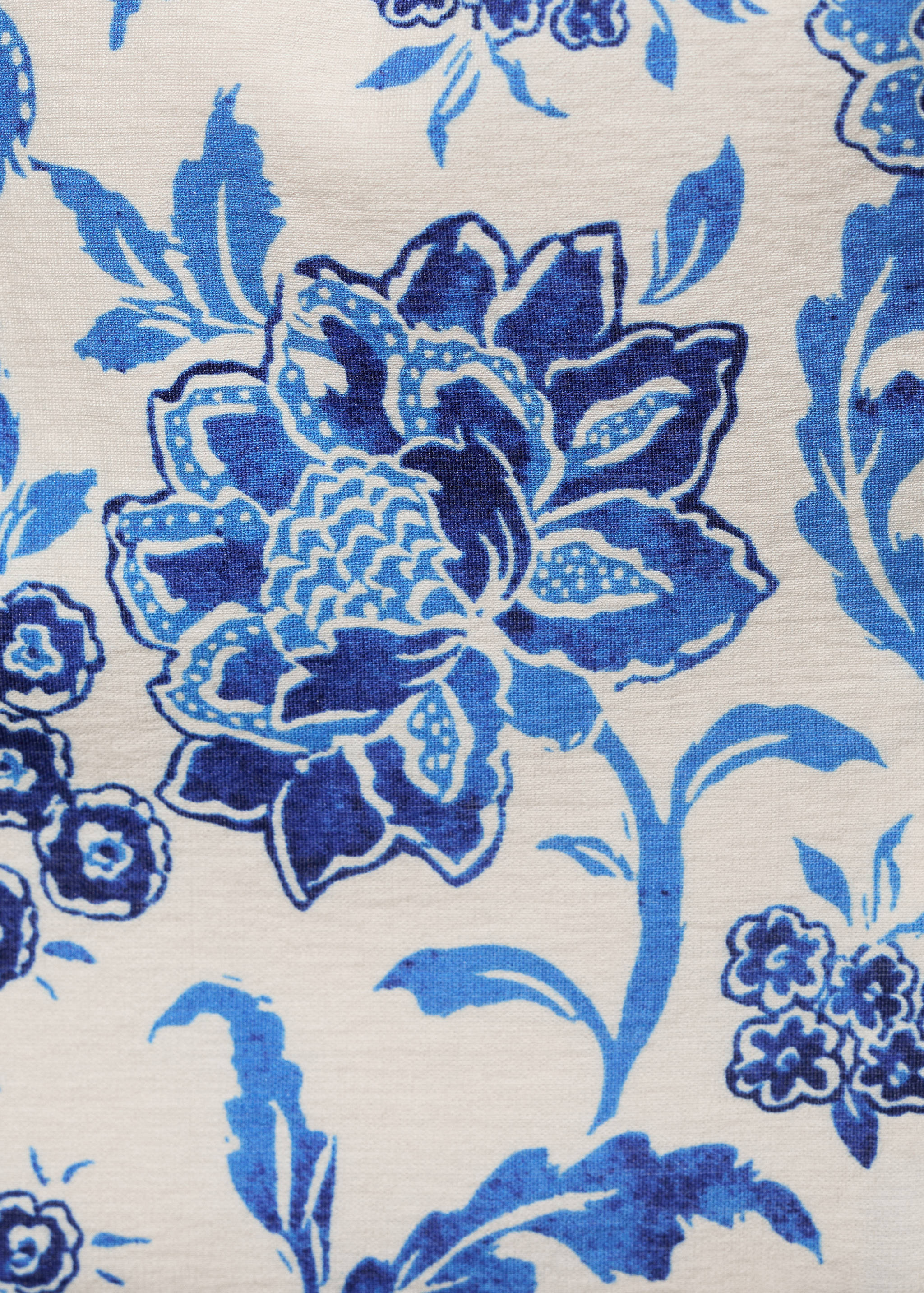 Floral crop top with low neckline - Details of the article 8