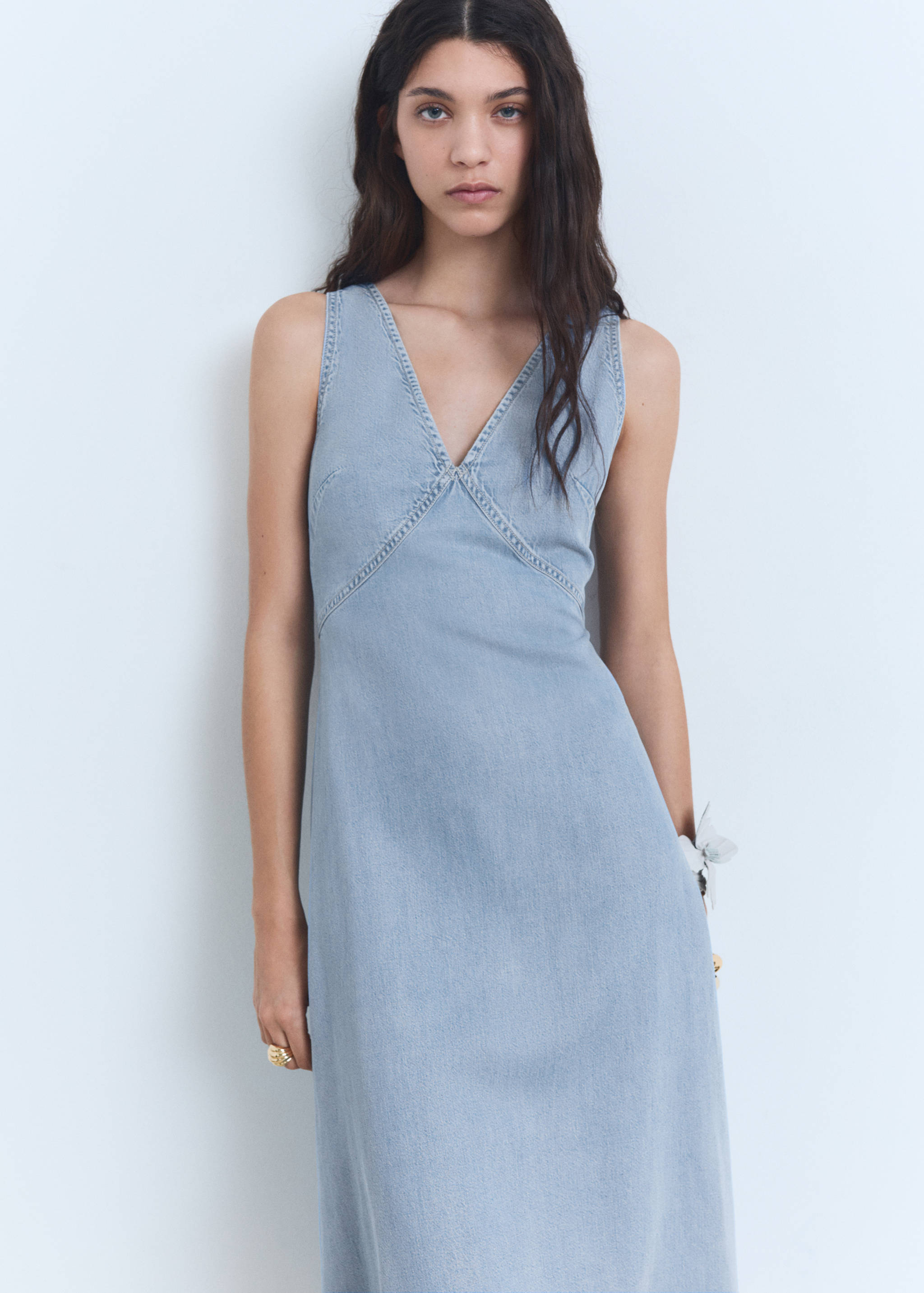 Lyocell V-neck midi-dress - Medium plane