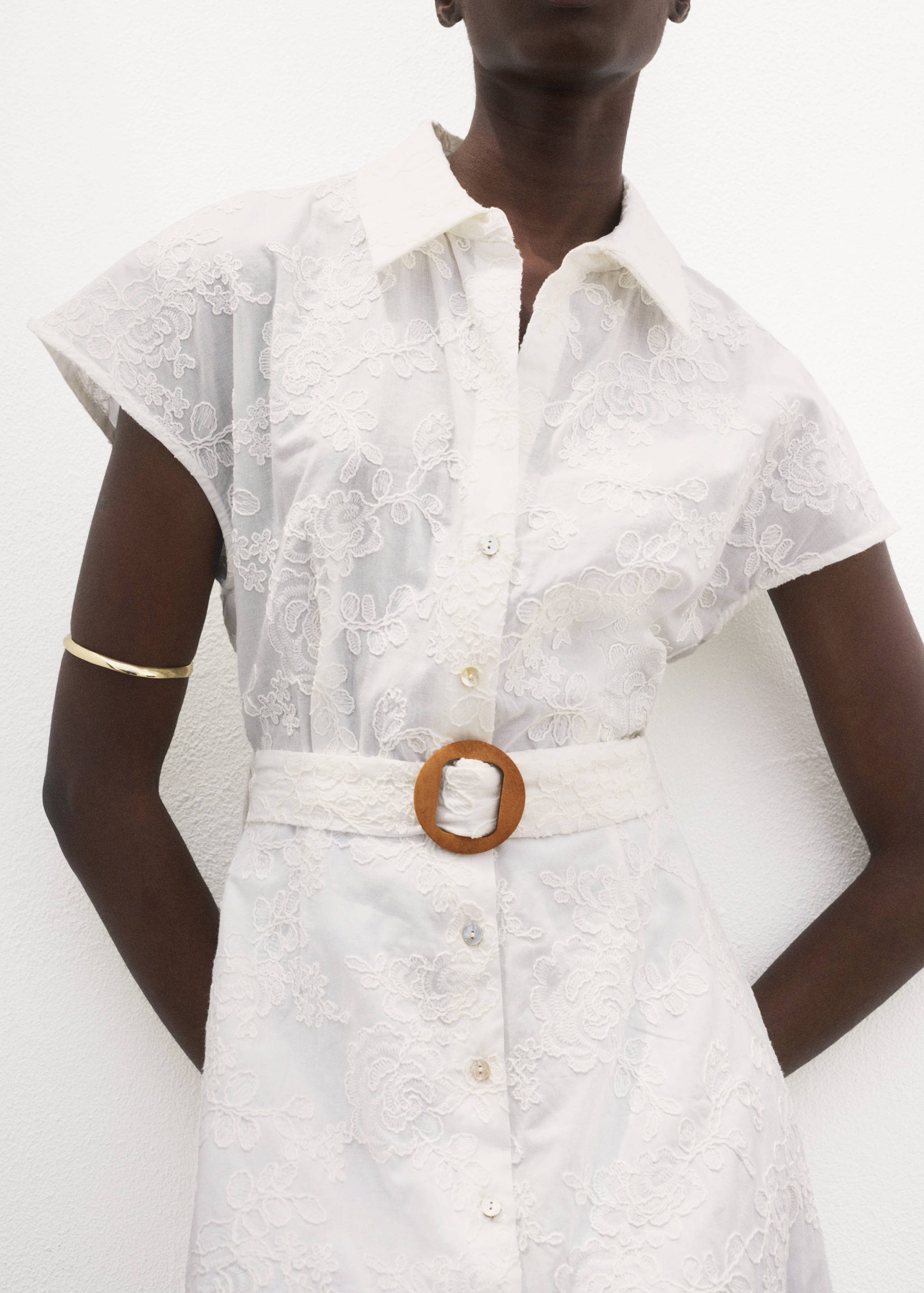 Embroidered shirt dress with belt - Details of the article 6