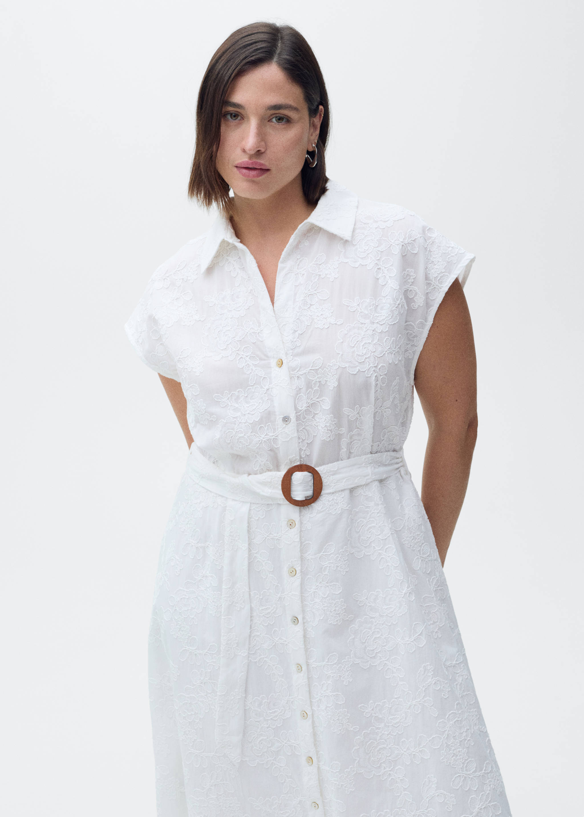 Embroidered shirt dress with belt - Details of the article 5
