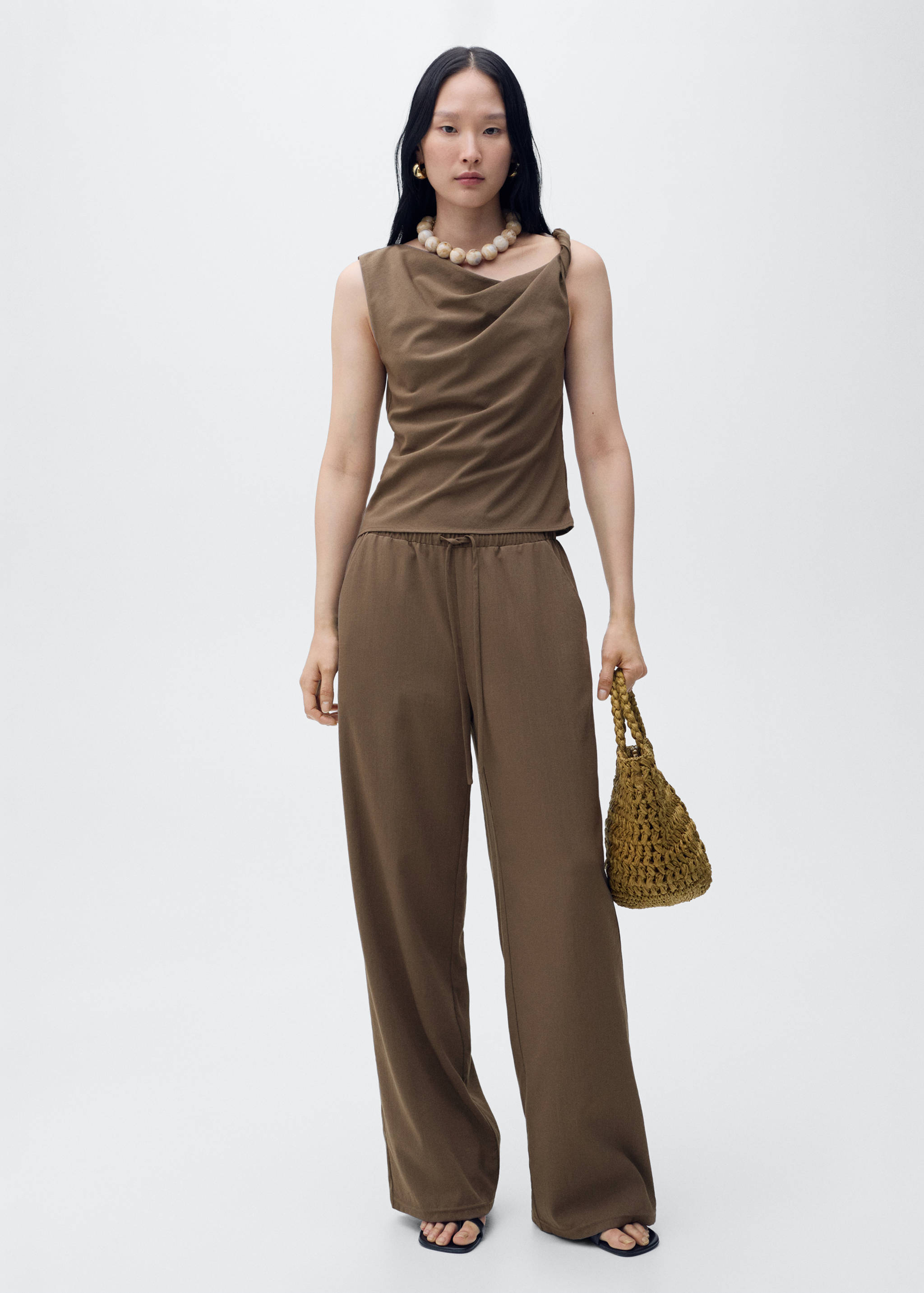 Top asimétrico tirante drapeado - Plano general