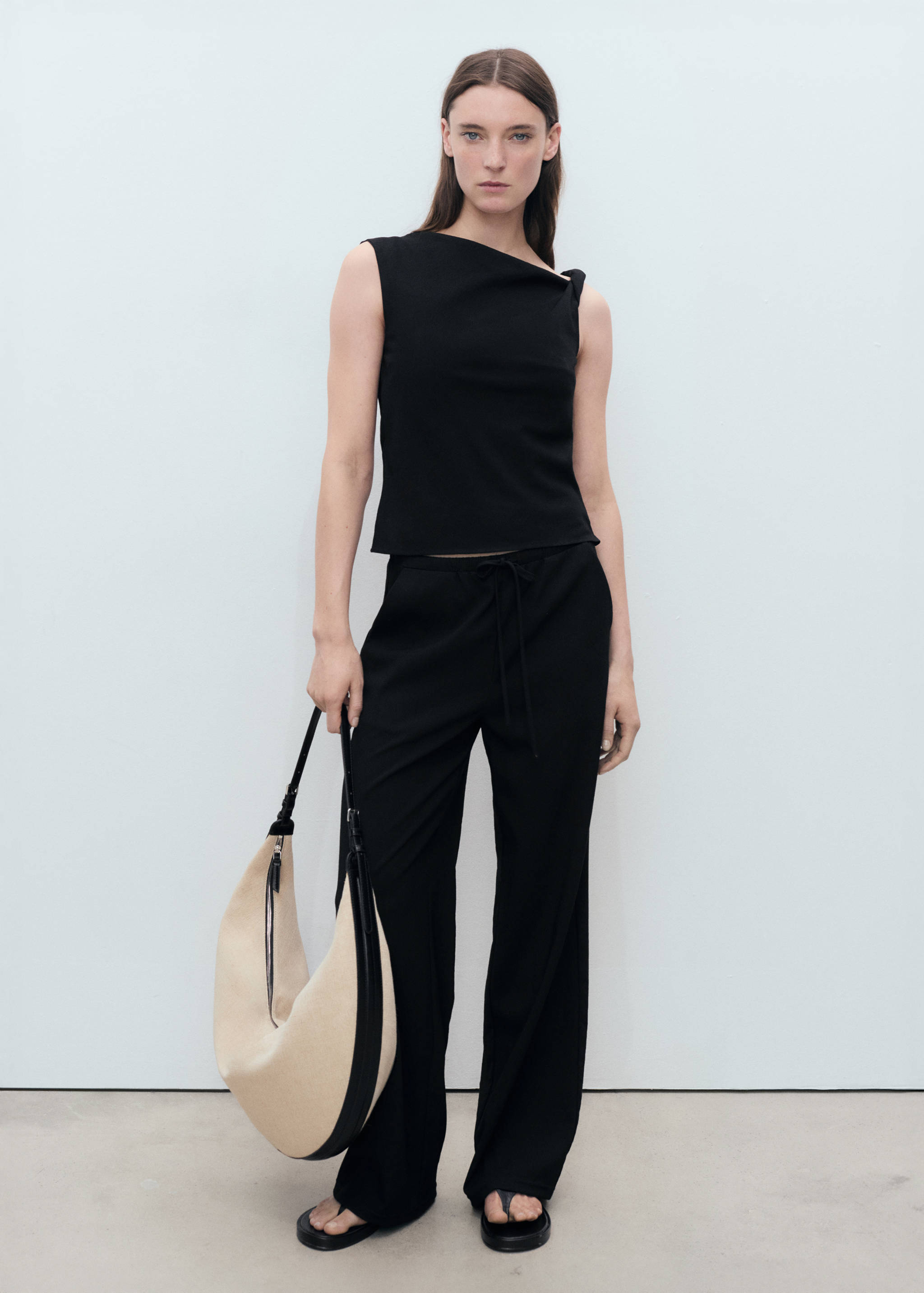 Asymmetrical draped top with straps - General plane