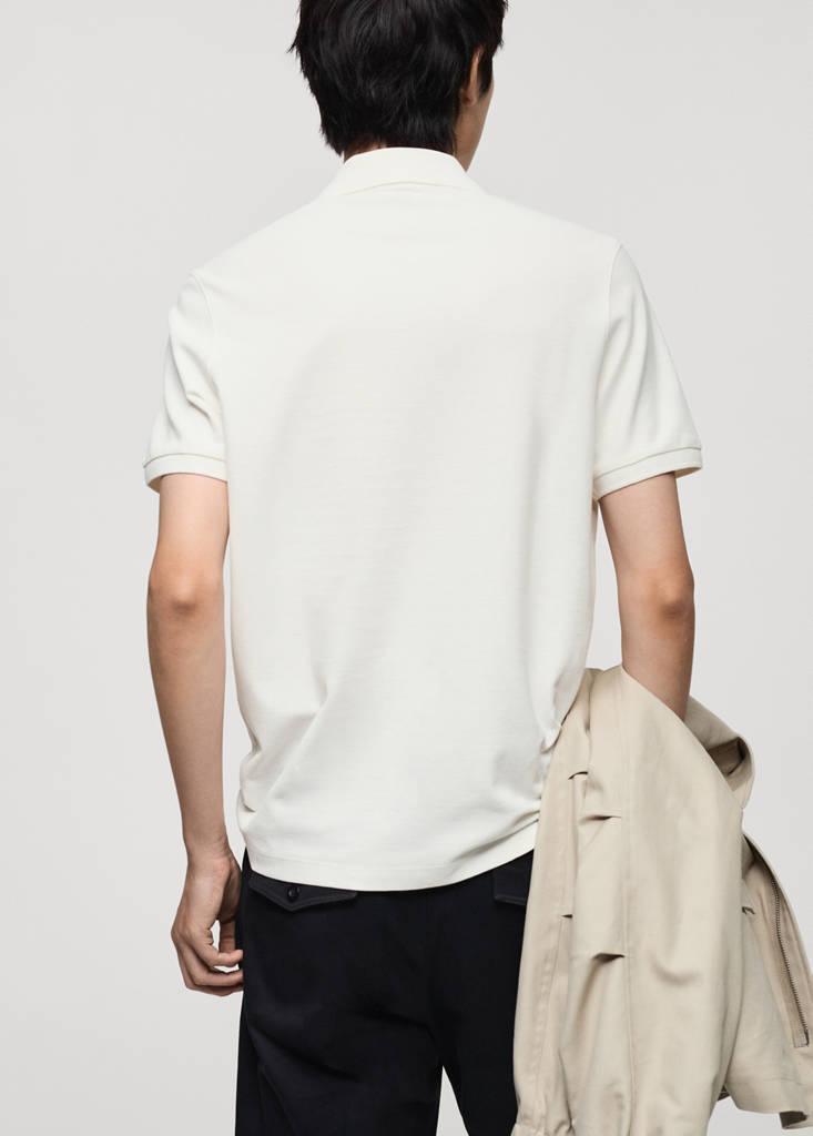 100% cotton polo shirt with embroidered graphic on the chest - thumbnail 3