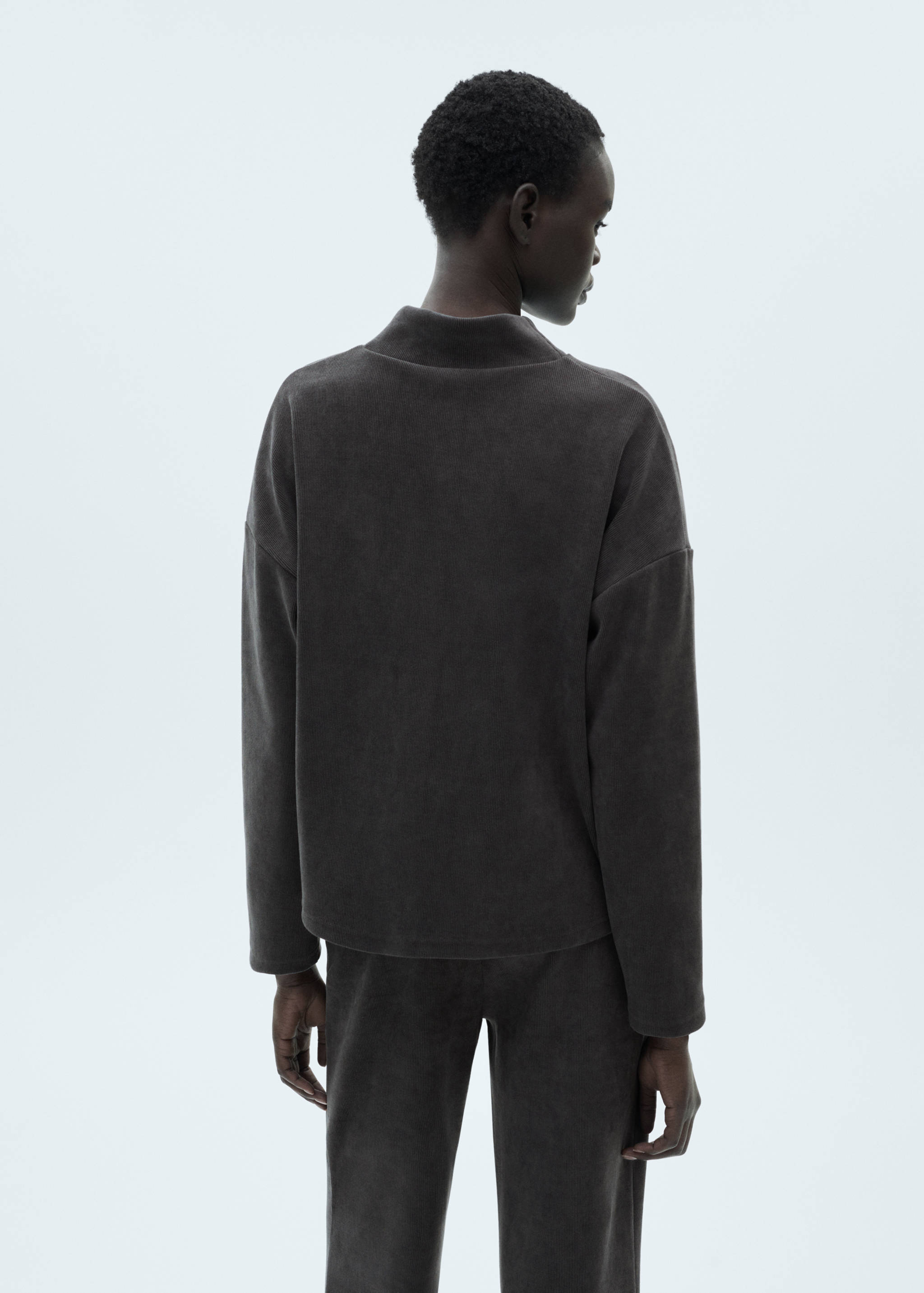 Corduroy sweatshirt with perkins neck - Reverse of the article