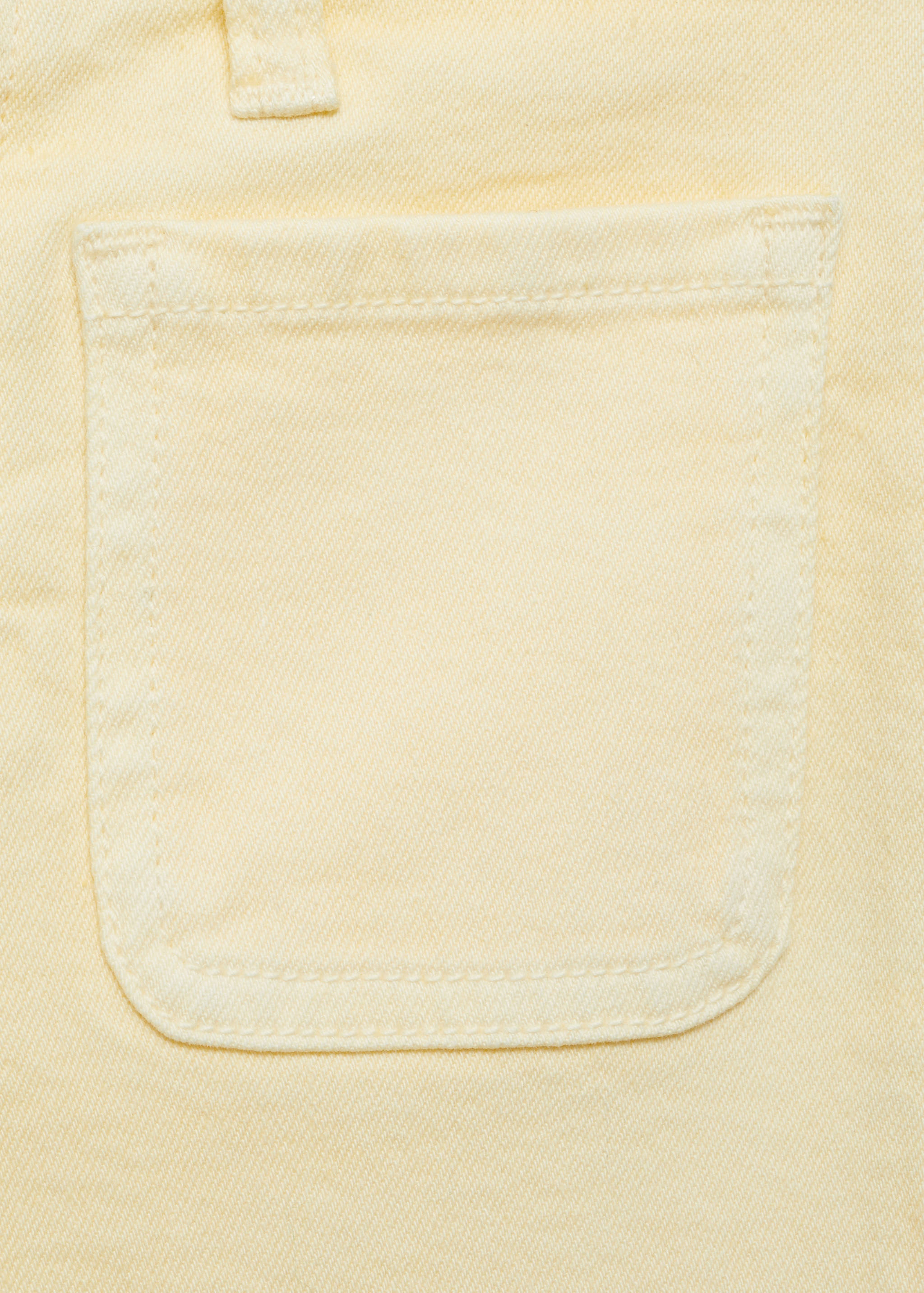 Flared jeans with pocket - Details of the article 0