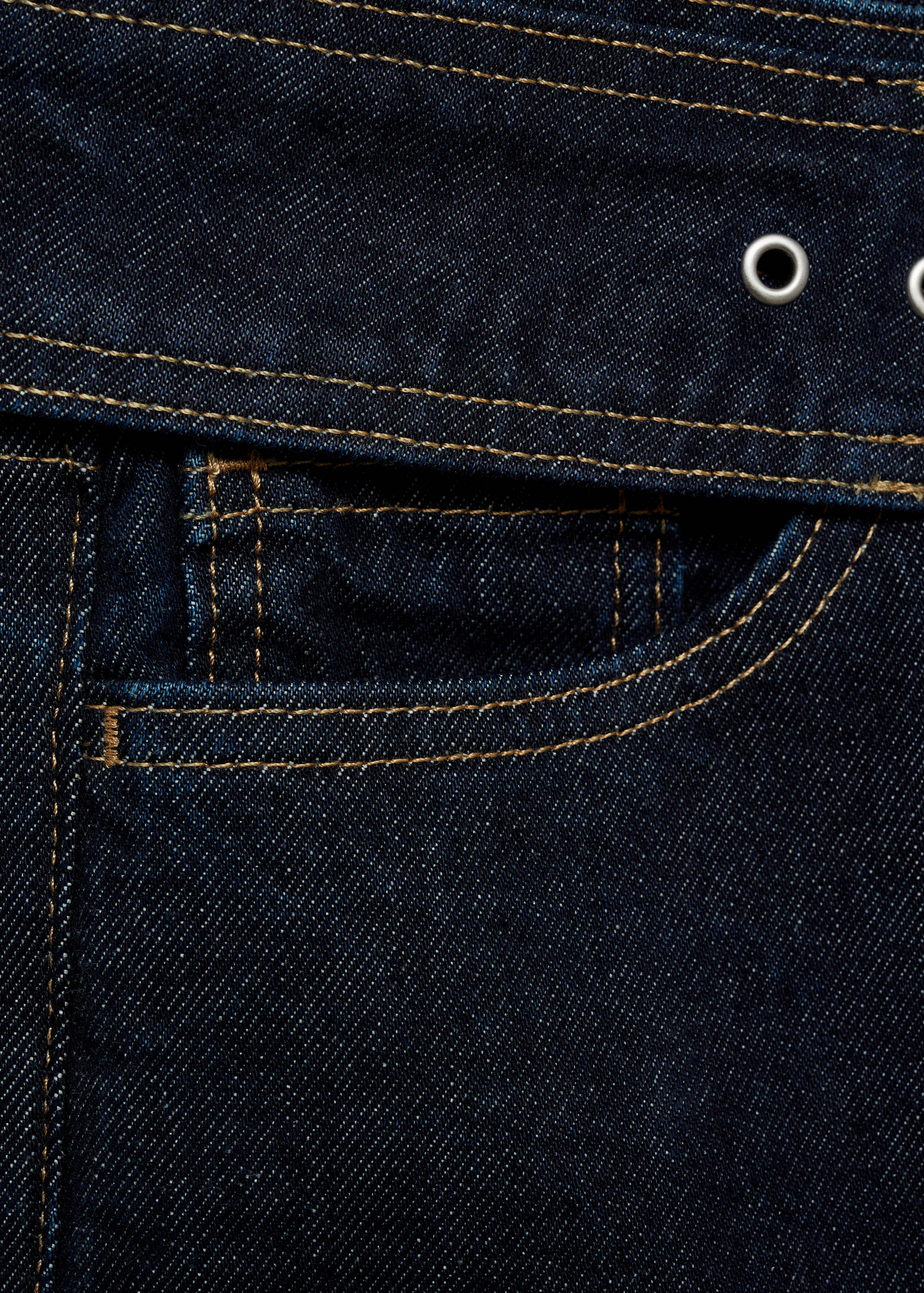 Low-rise straight jeans with belt - Details of the article 8