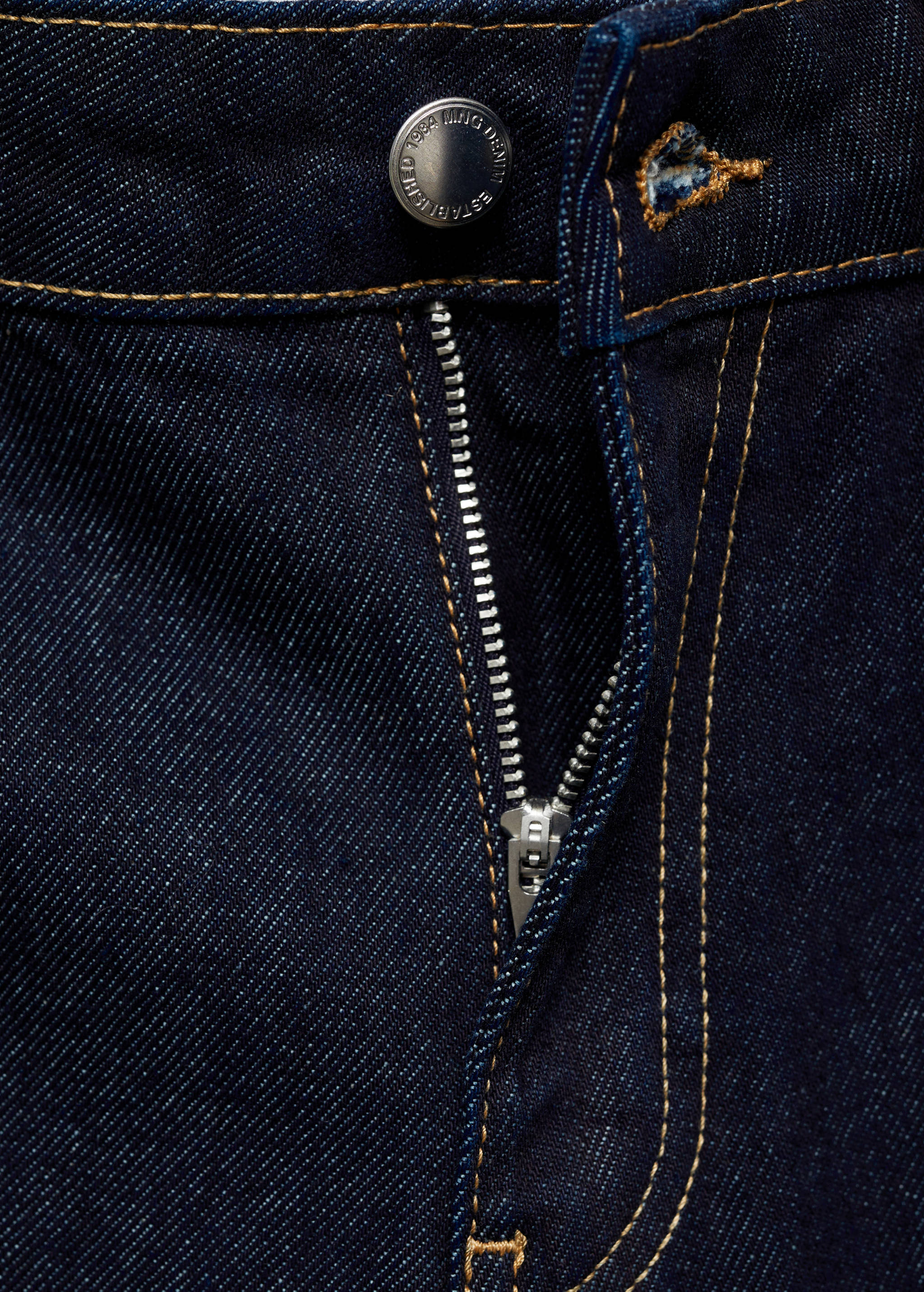 Wide leg mid-rise jeans - Details of the article 8