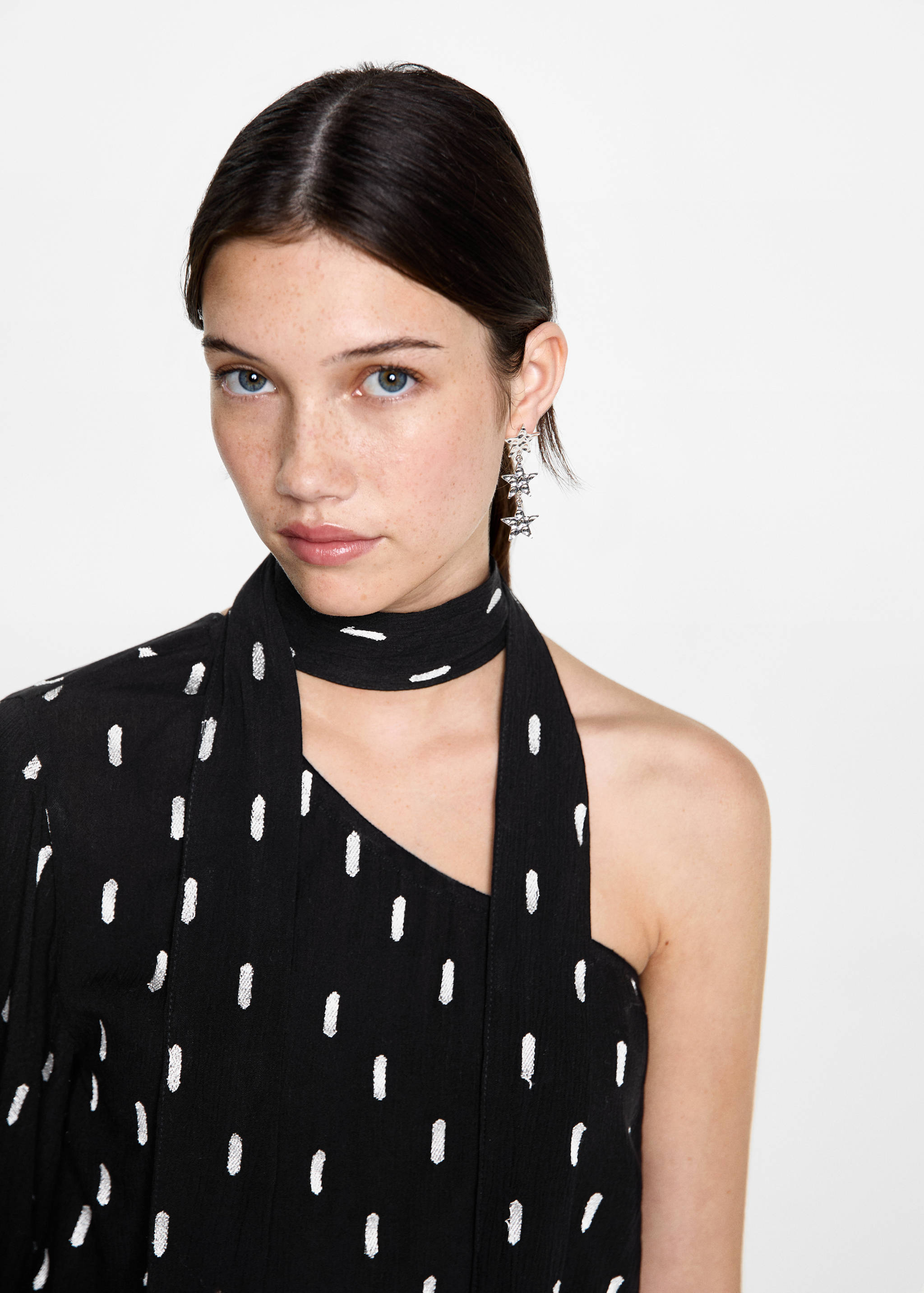 Asymmetrical printed blouse - Details of the article 1