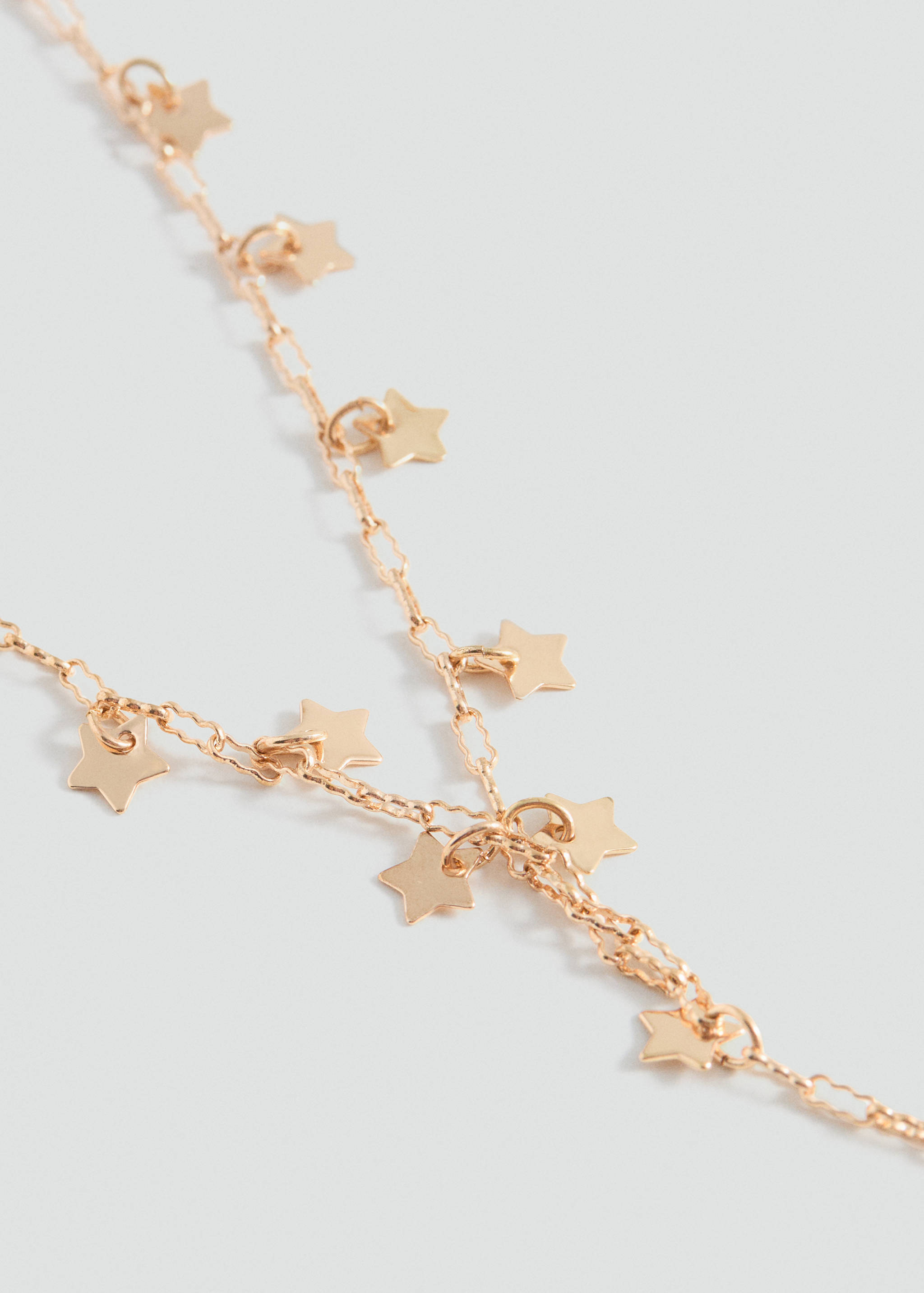 Collier étoiles pendentifs - Plan moyen