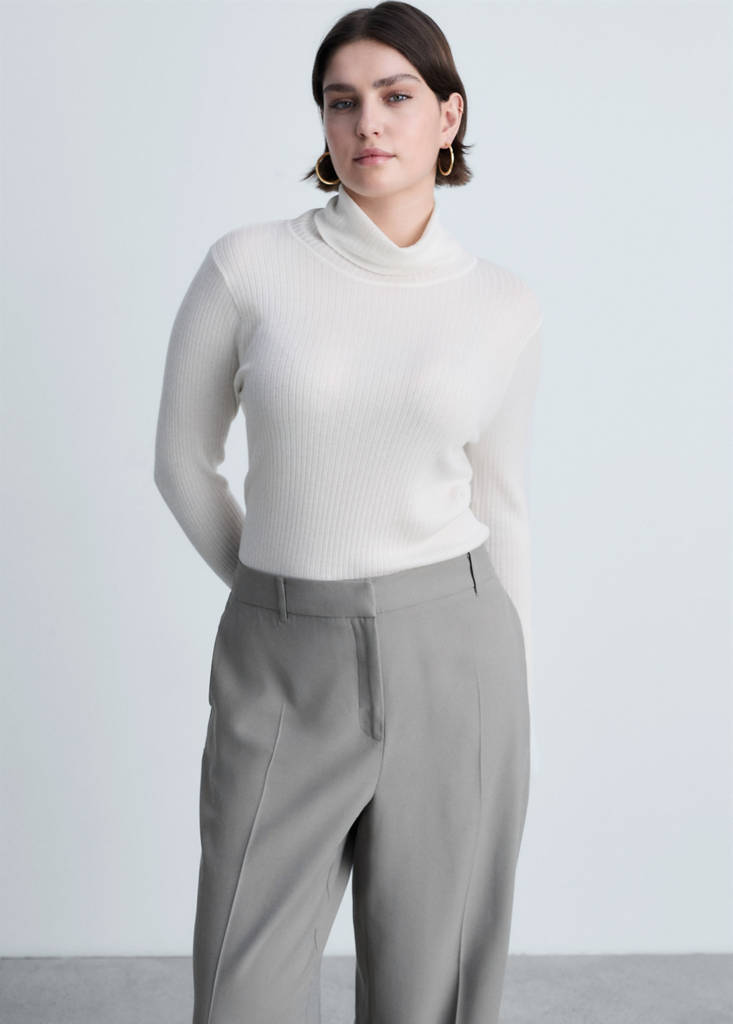 Wool blend turtleneck sweater — Ecru