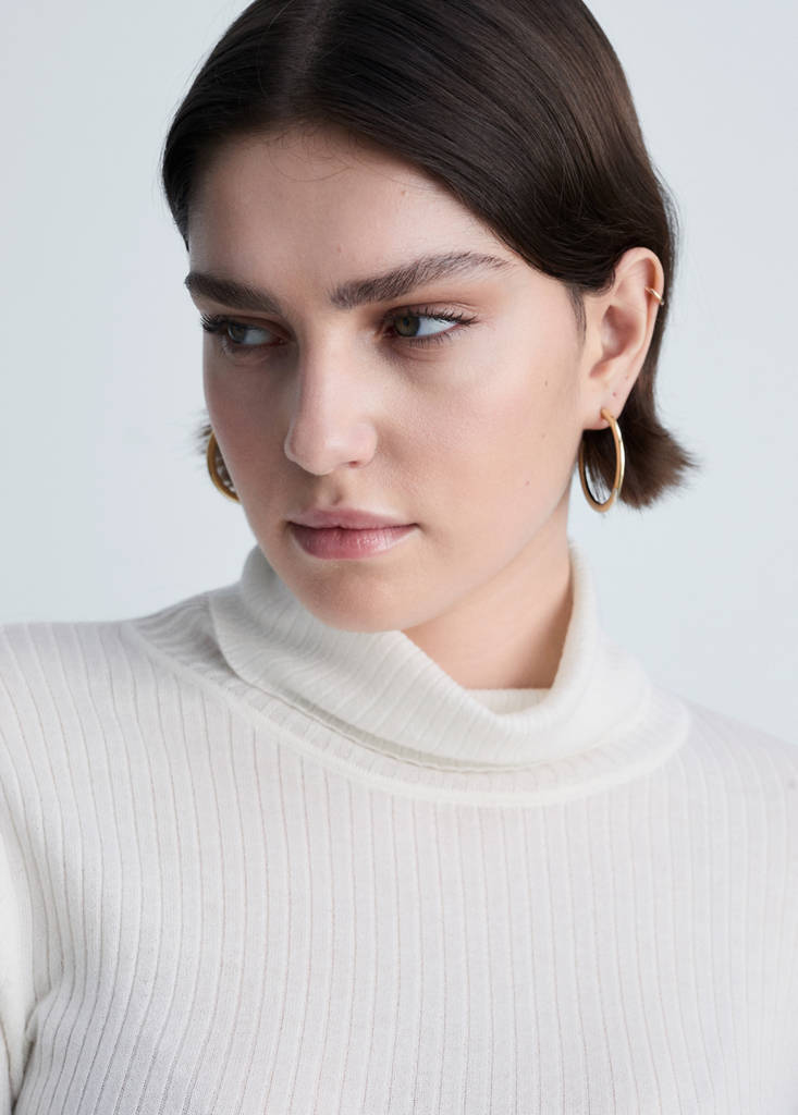 Wool blend turtleneck sweater — Ecru