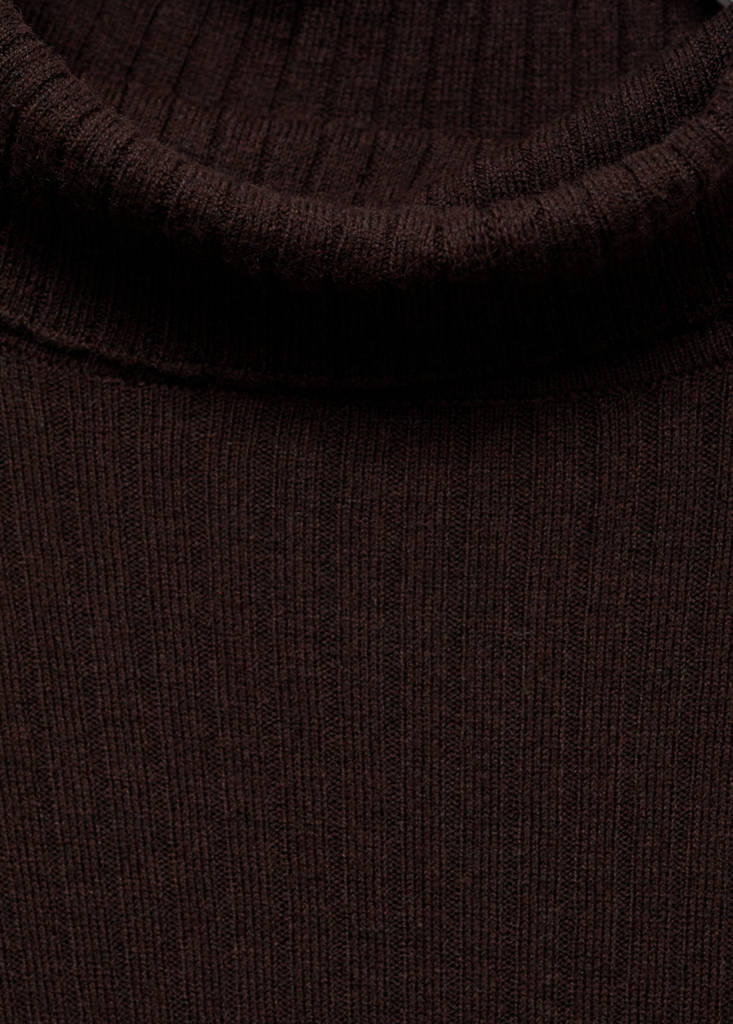 Wool blend turtleneck sweater — Chocolate
