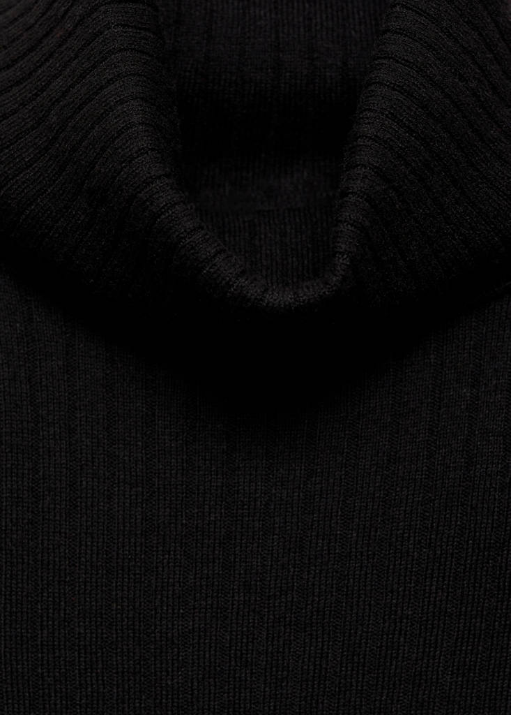 Wool blend turtleneck sweater — Black