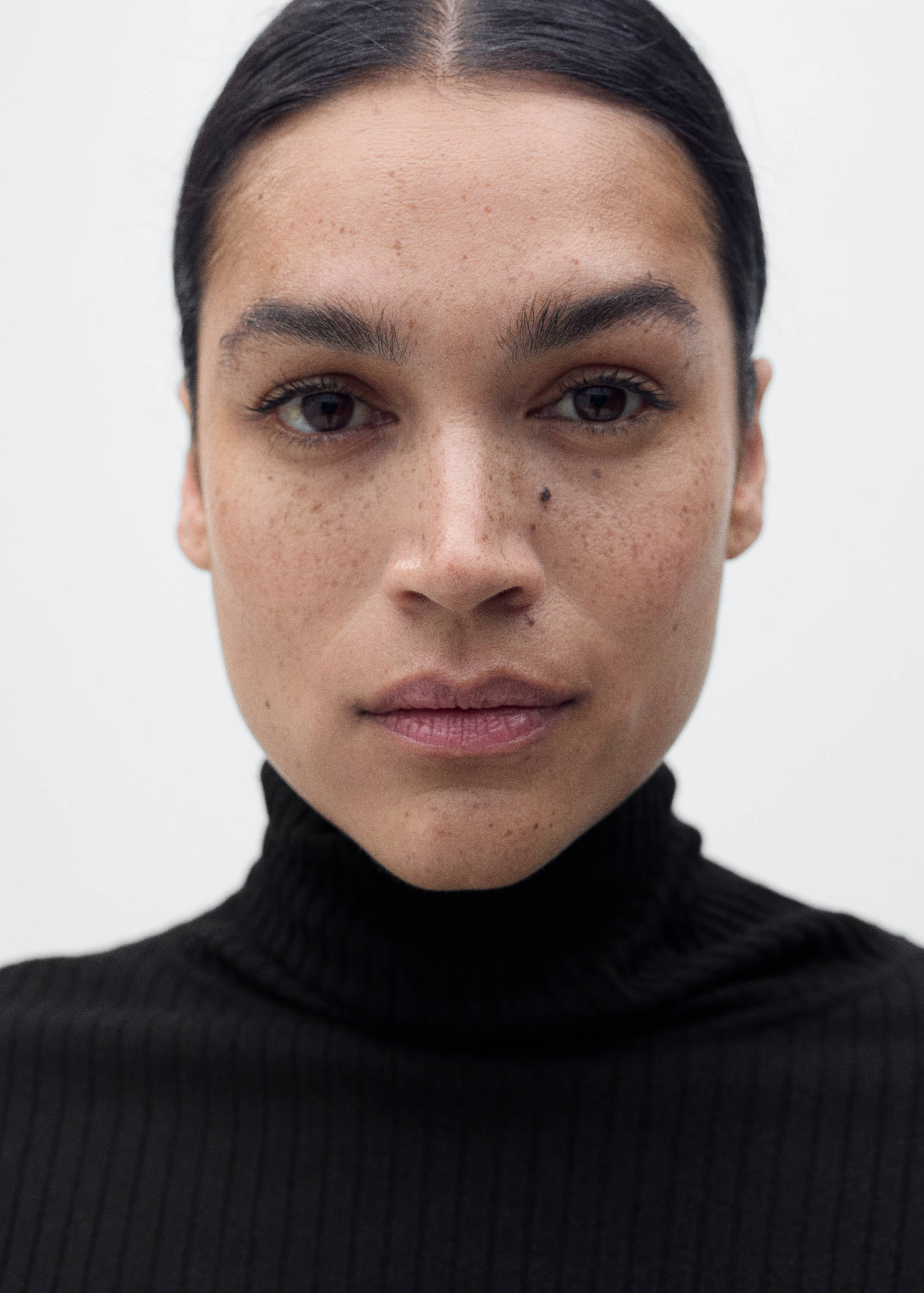 Wool blend turtleneck sweater - Details of the article 4