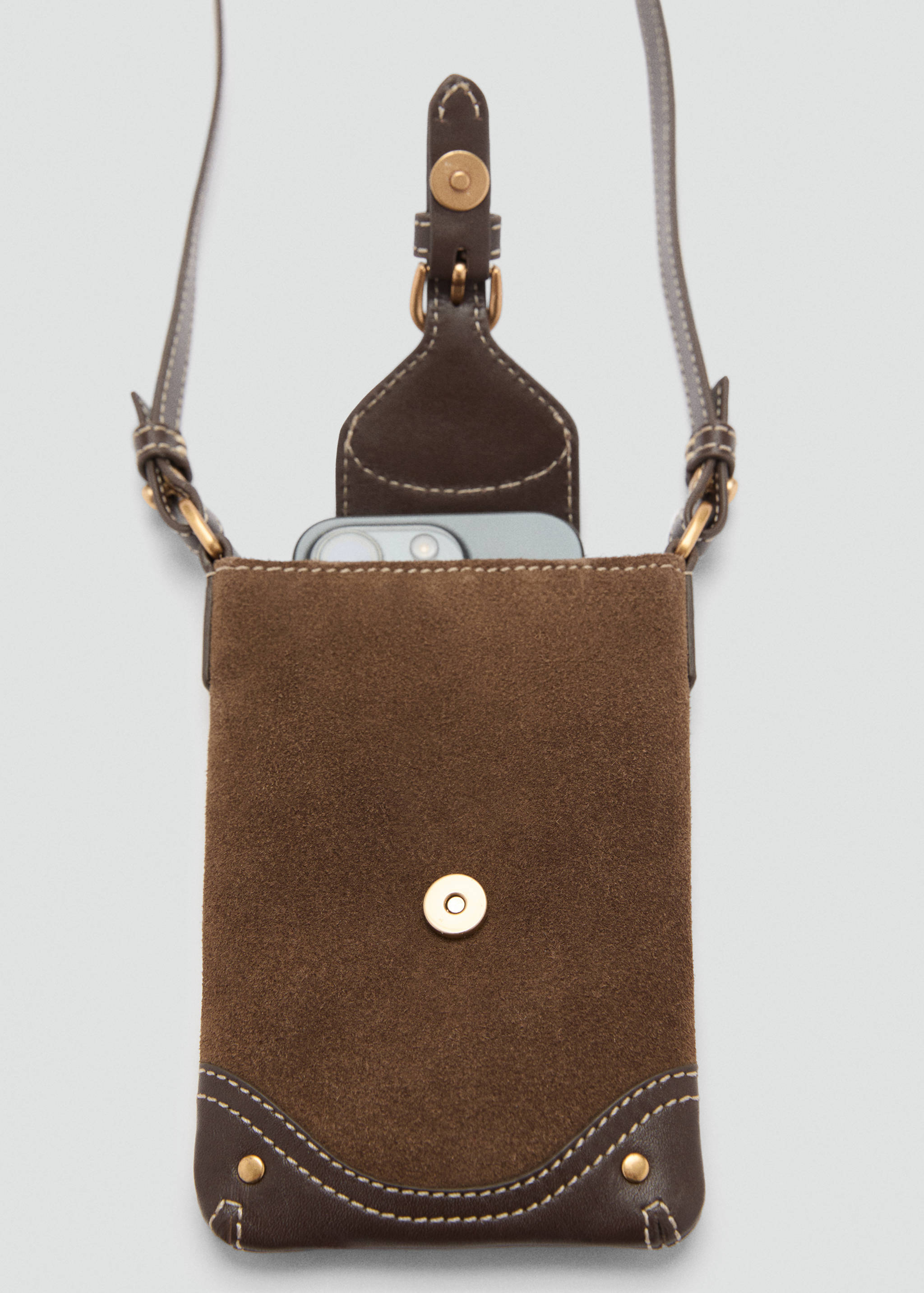 Leather buckle mobile case - Details of the article 1