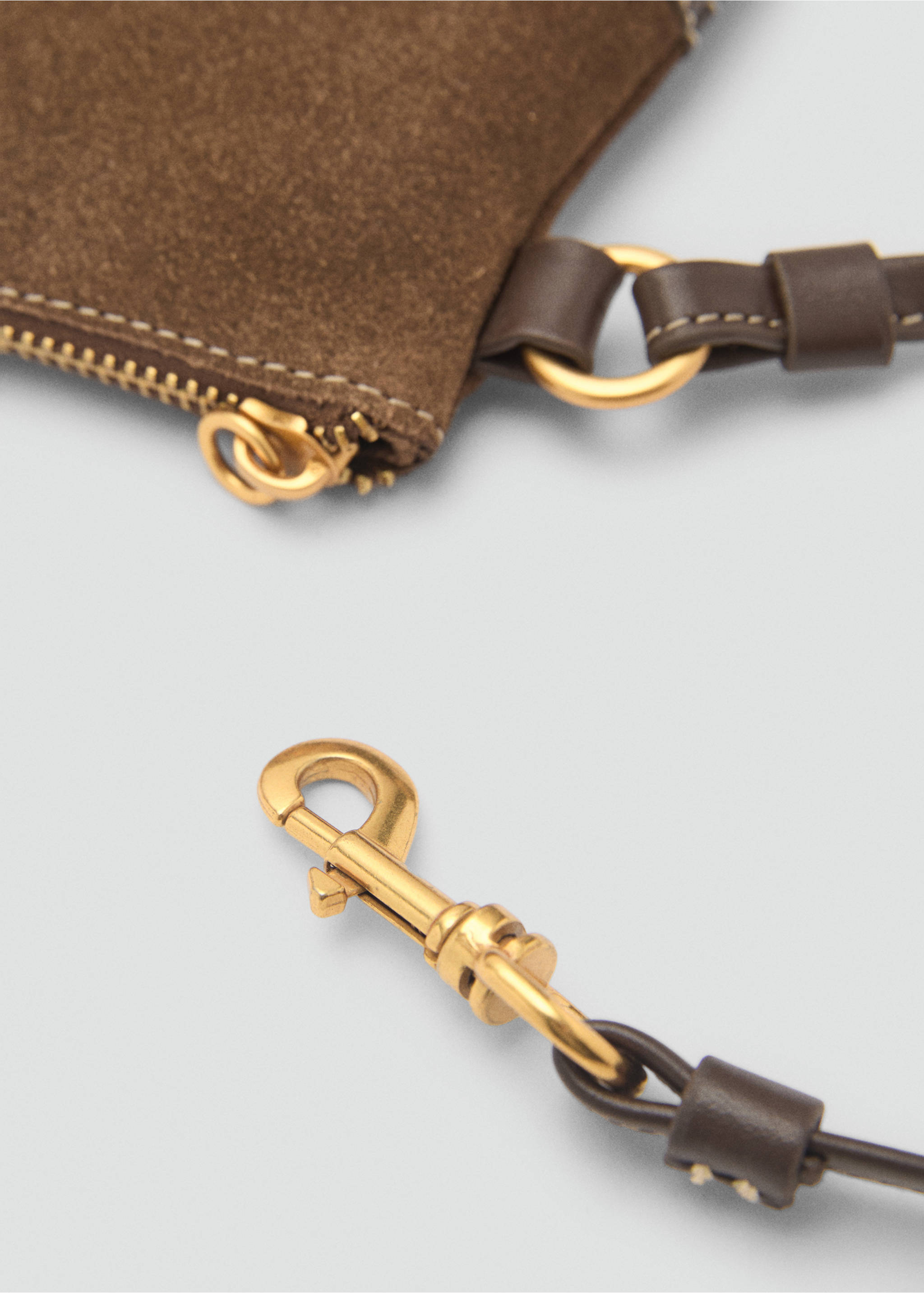 Leather case with short handle - Средний план, Коричневый. Ref: 87030444-00.