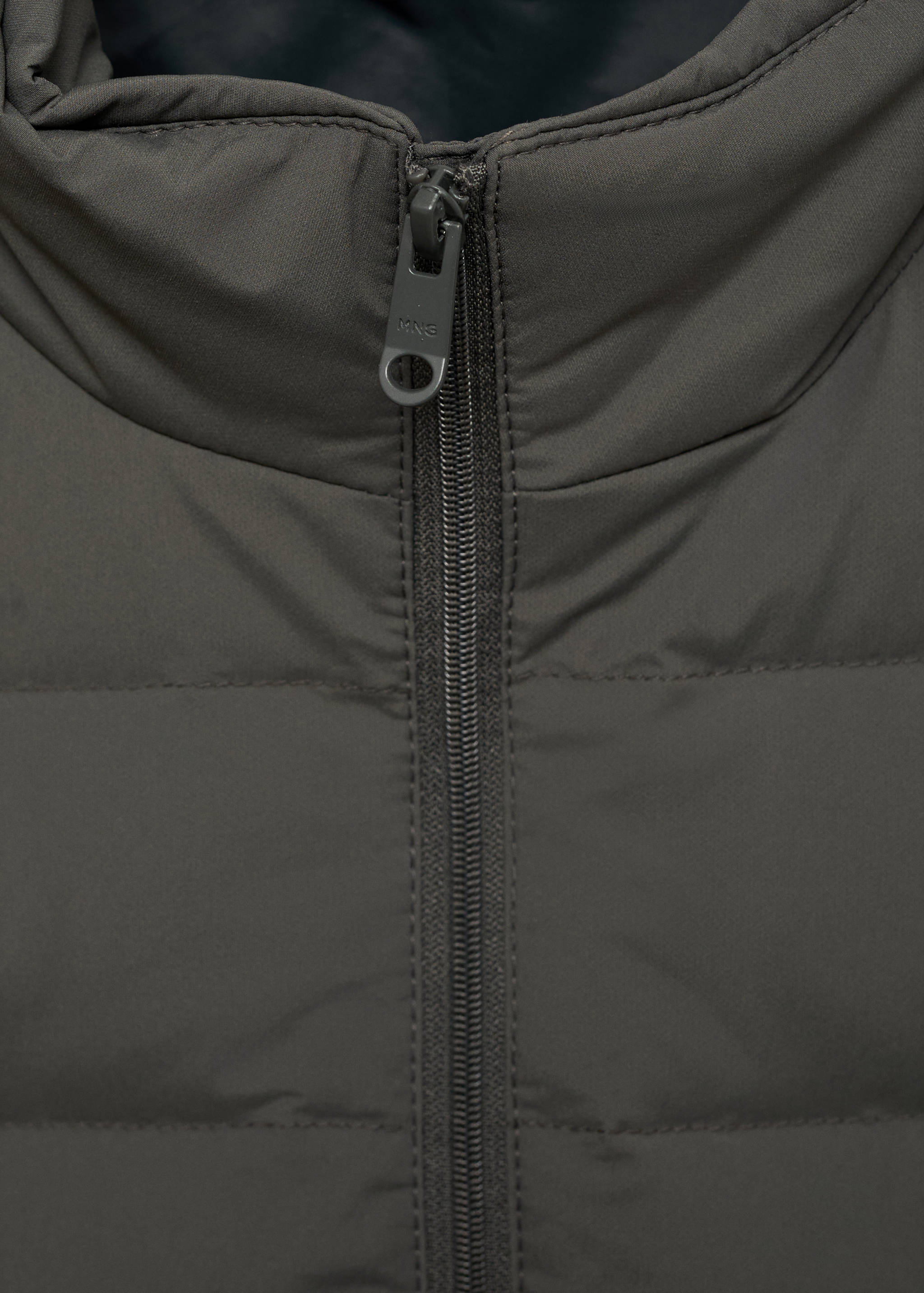 Gilet matelassé rembourrage duvet et plumes - Détail de l'article 8