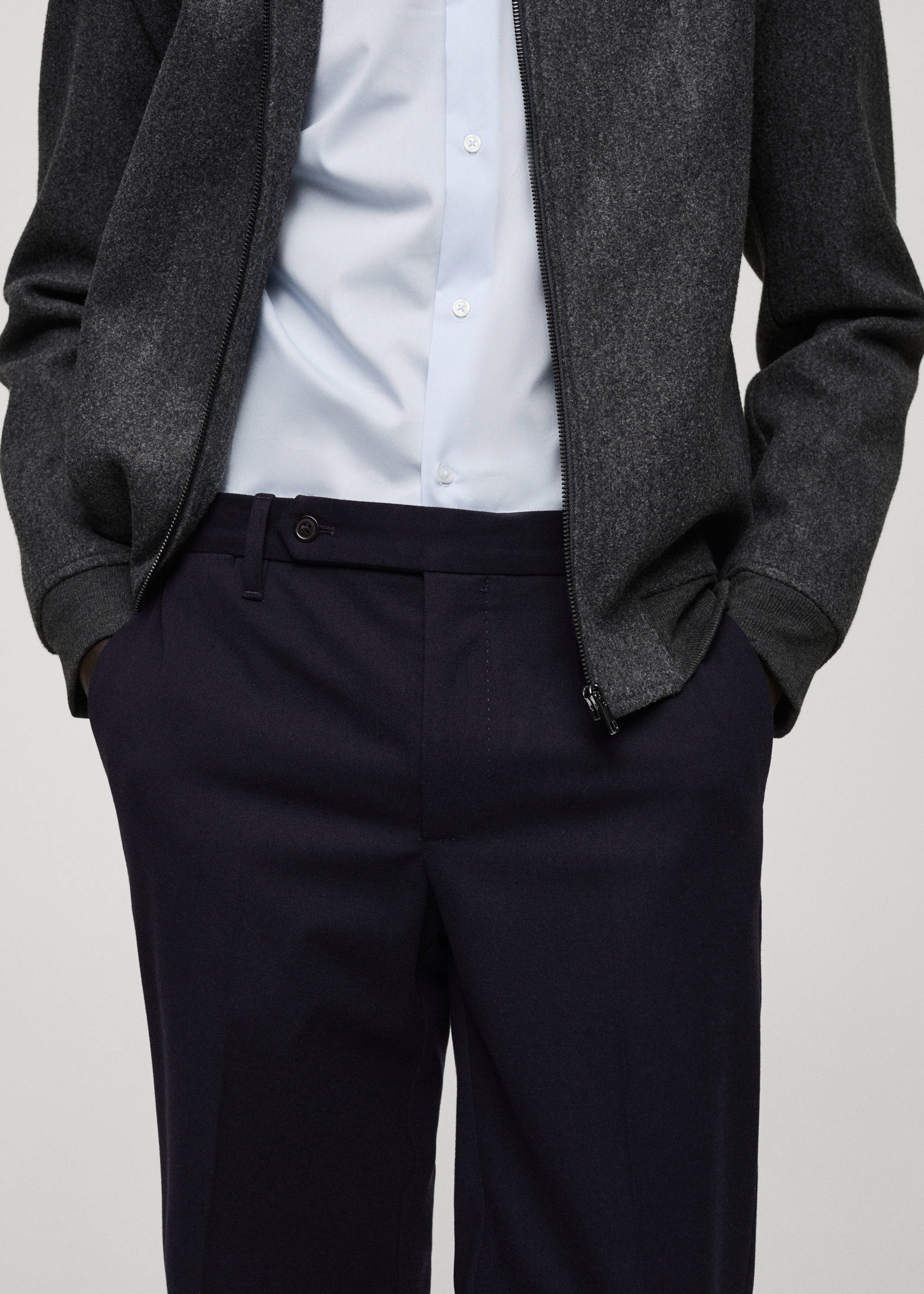 Wool flannel pants with pleats - Details of the article 1