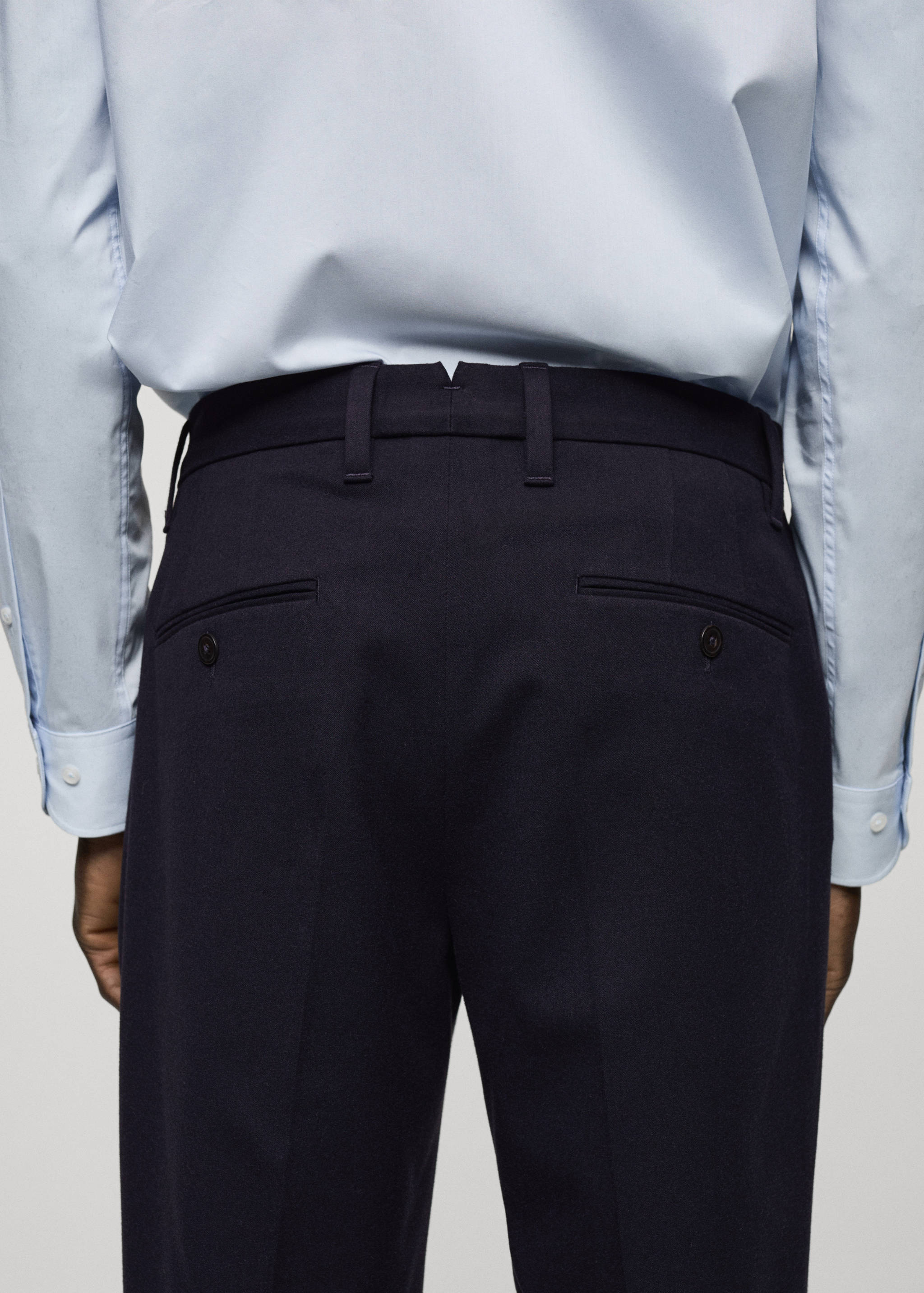 Wool flannel pants with pleats - Details of the article 6