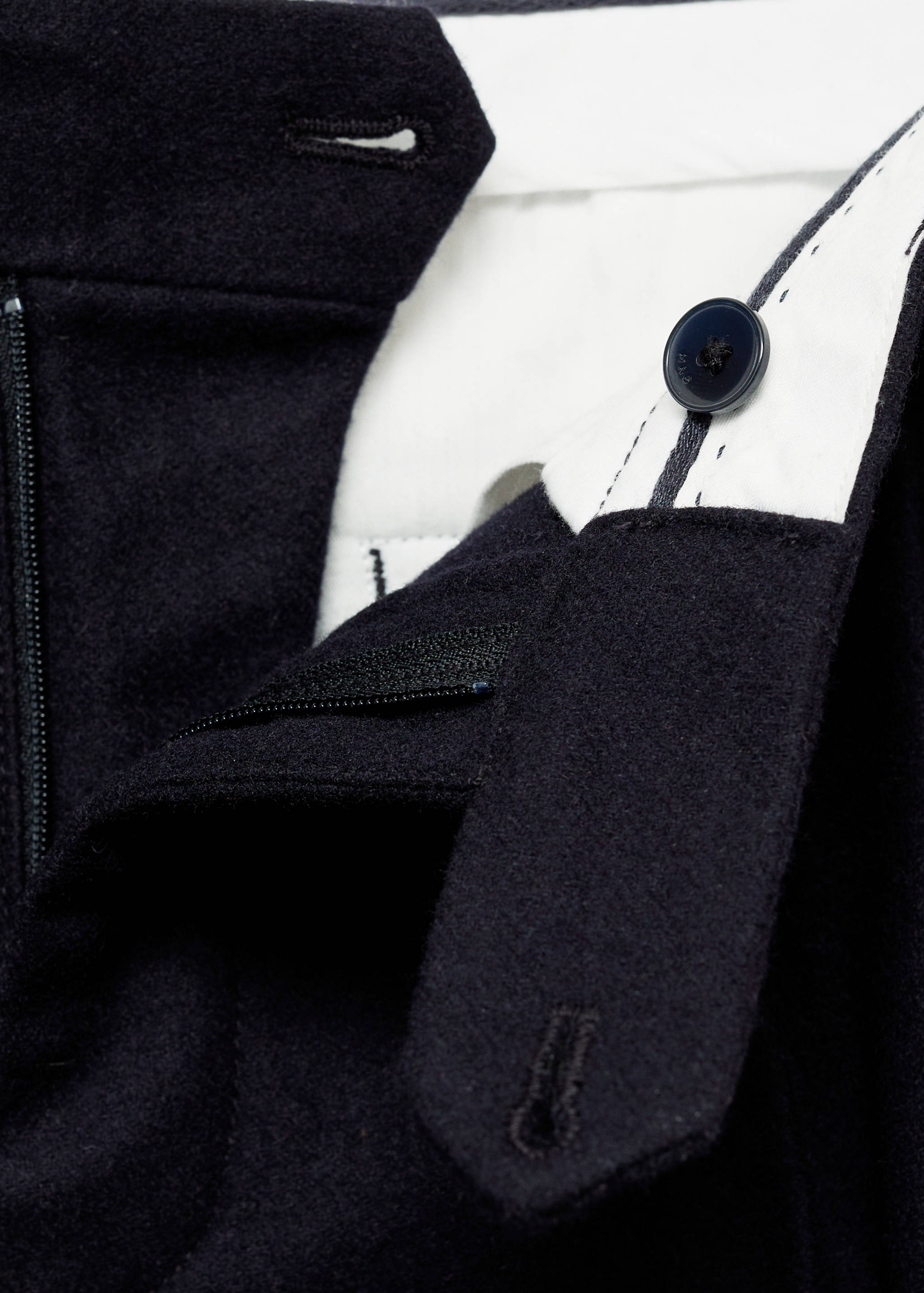 Wool flannel pants with pleats - Details of the article 8