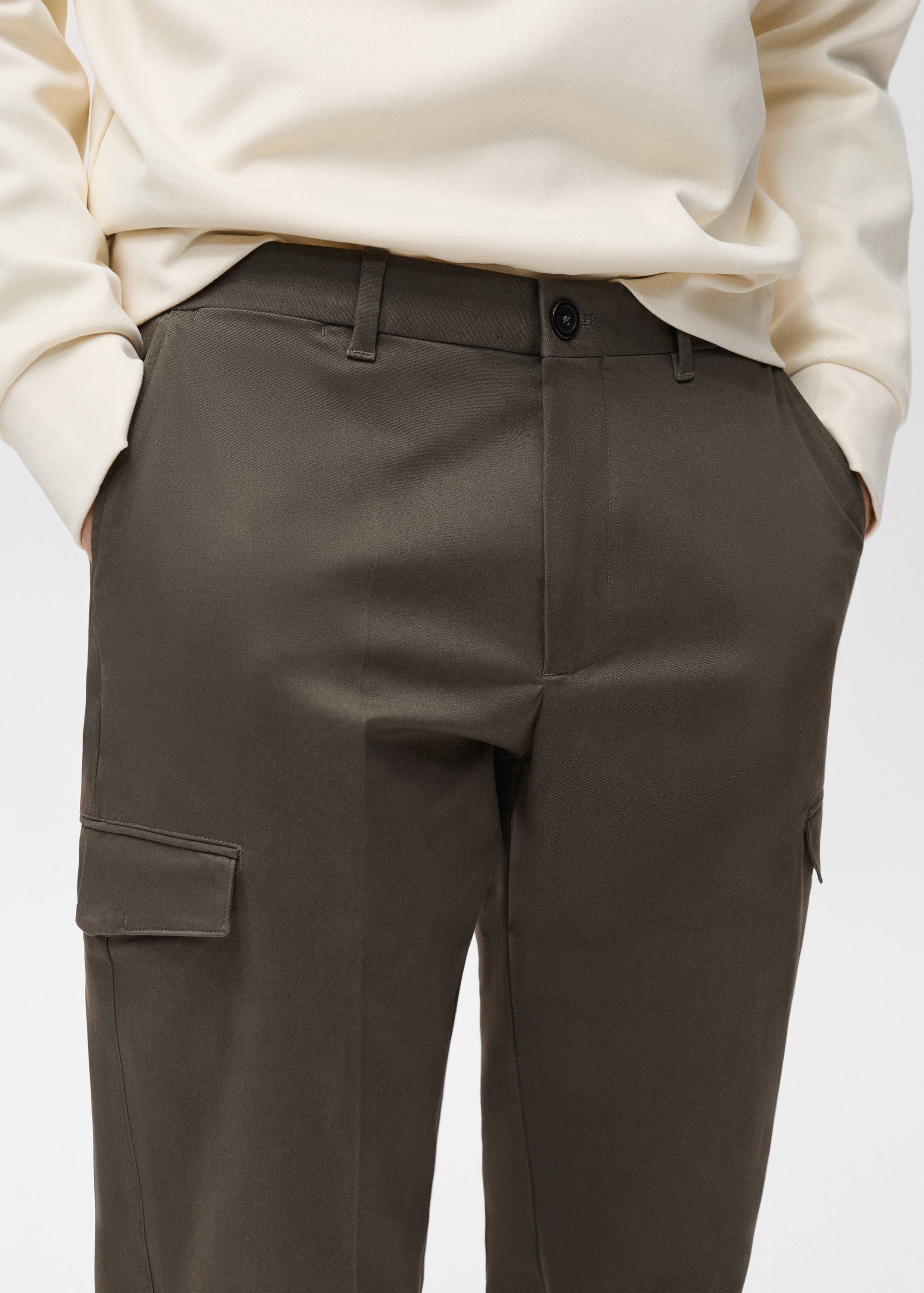 Pantalón cargo algodón regular fit - Detalle del artículo 1