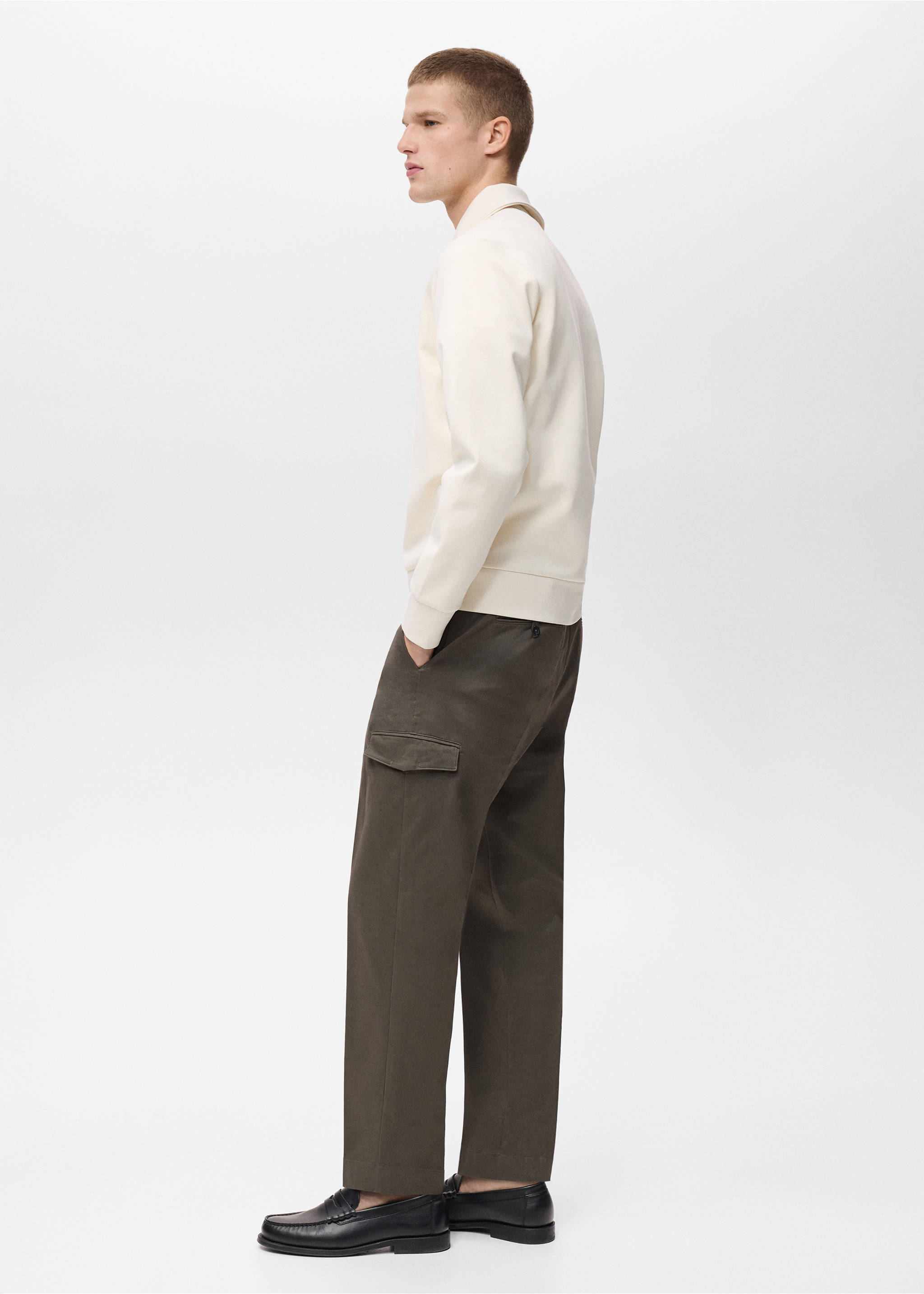 Pantalón cargo algodón regular fit - Detalle del artículo 2, Khaki. Ref: 87030580-00.