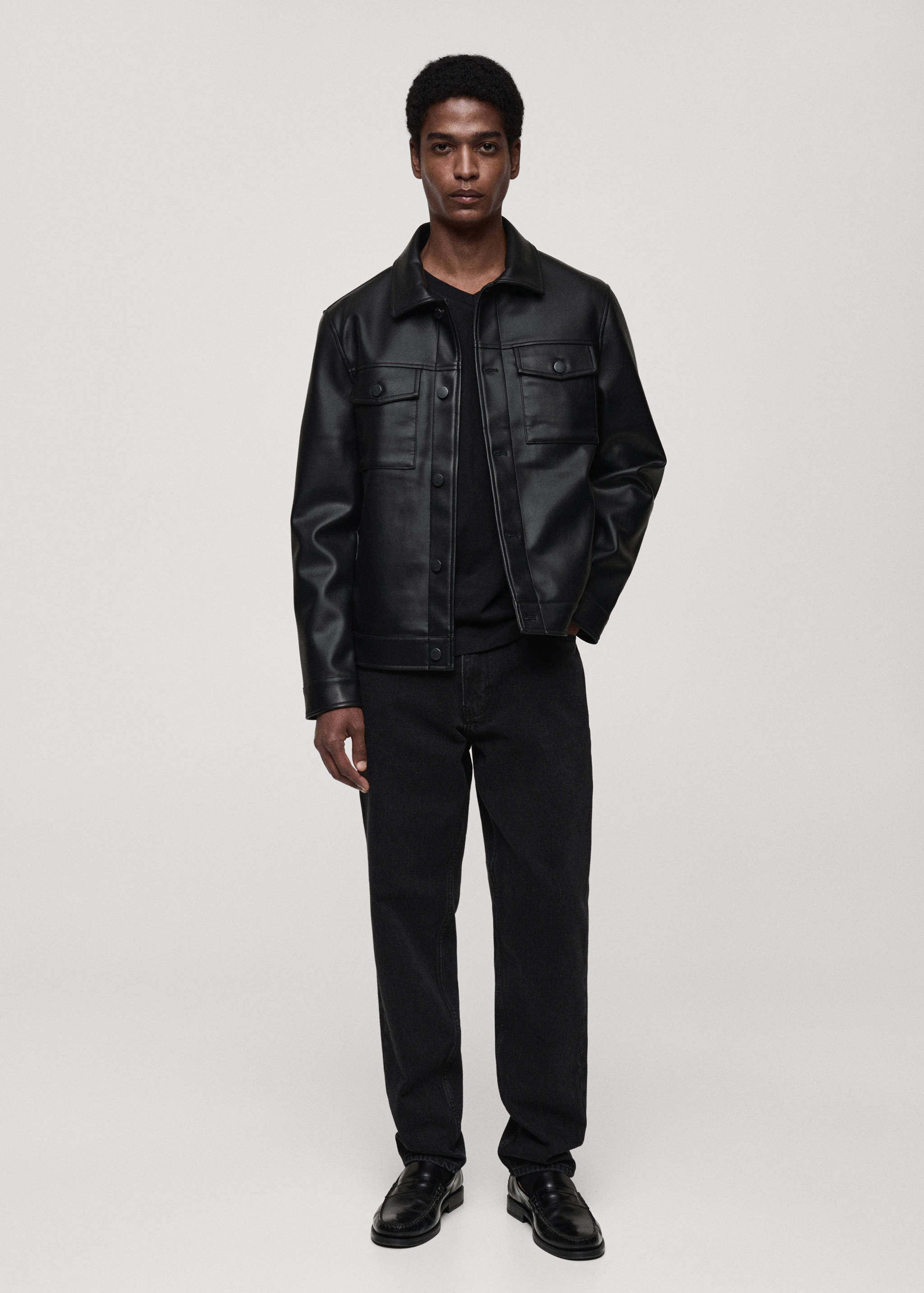 100% cotton slim-fit V-neck t-shirt - General plane