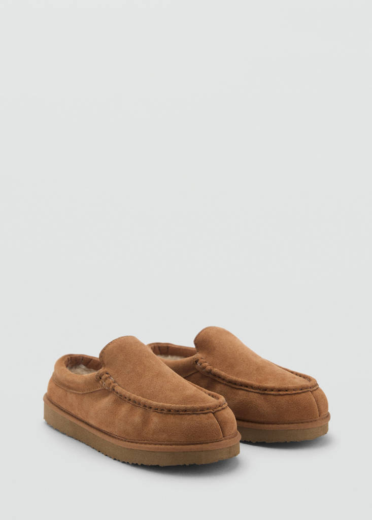 Suede clogs with sheepskin lining — Brown
