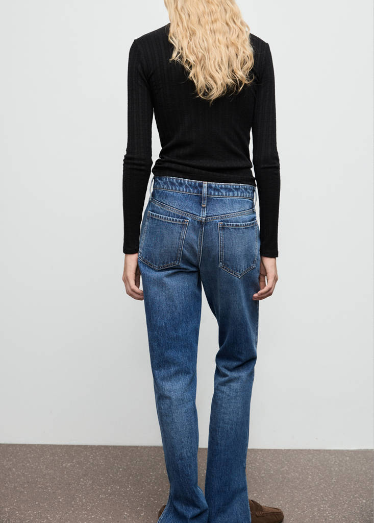 Ribbed high neck t-shirt — Black