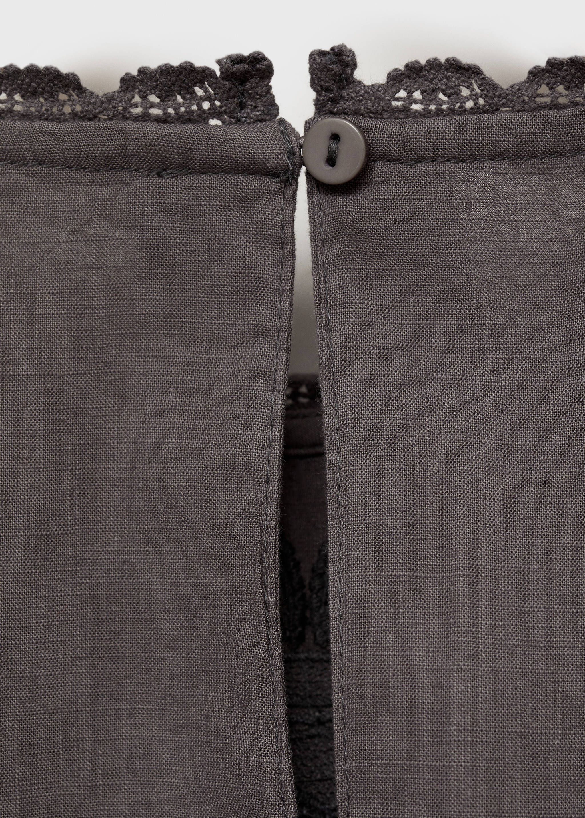 Embroidered details blouse - Details of the article 0