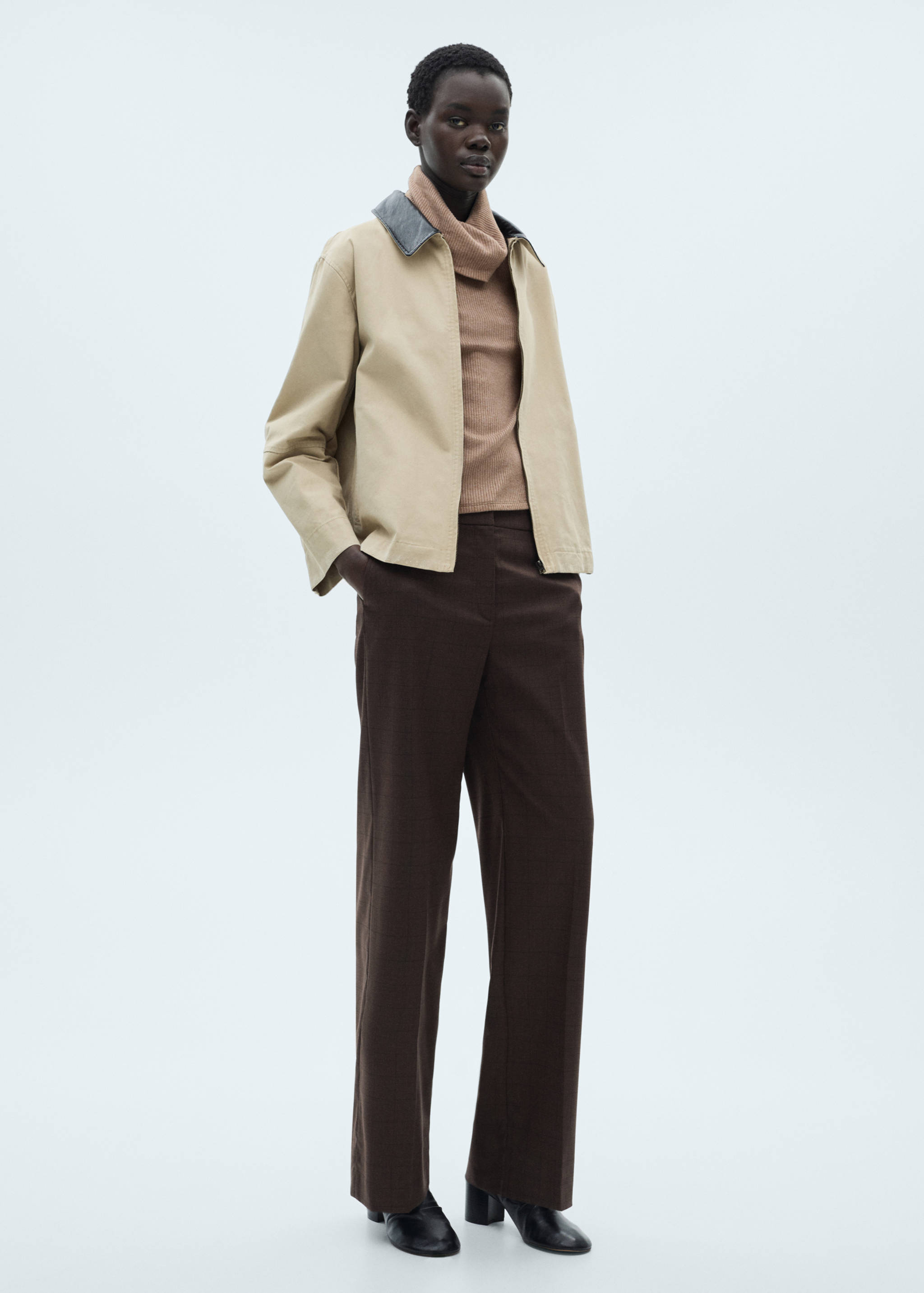 T-shirt côtelé col roulé - Plan général